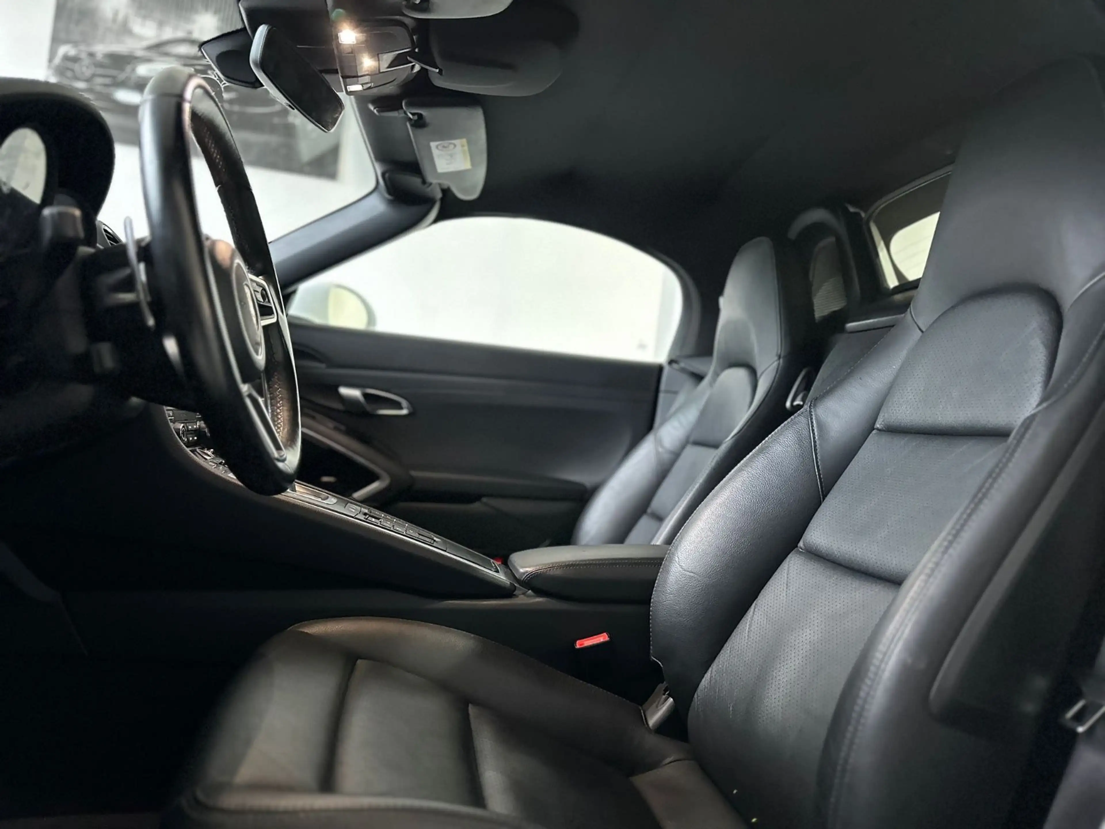 Porsche Boxster 718 Boxster Spyder Turbo KAT Voll 2.Hand Leder — photo 4