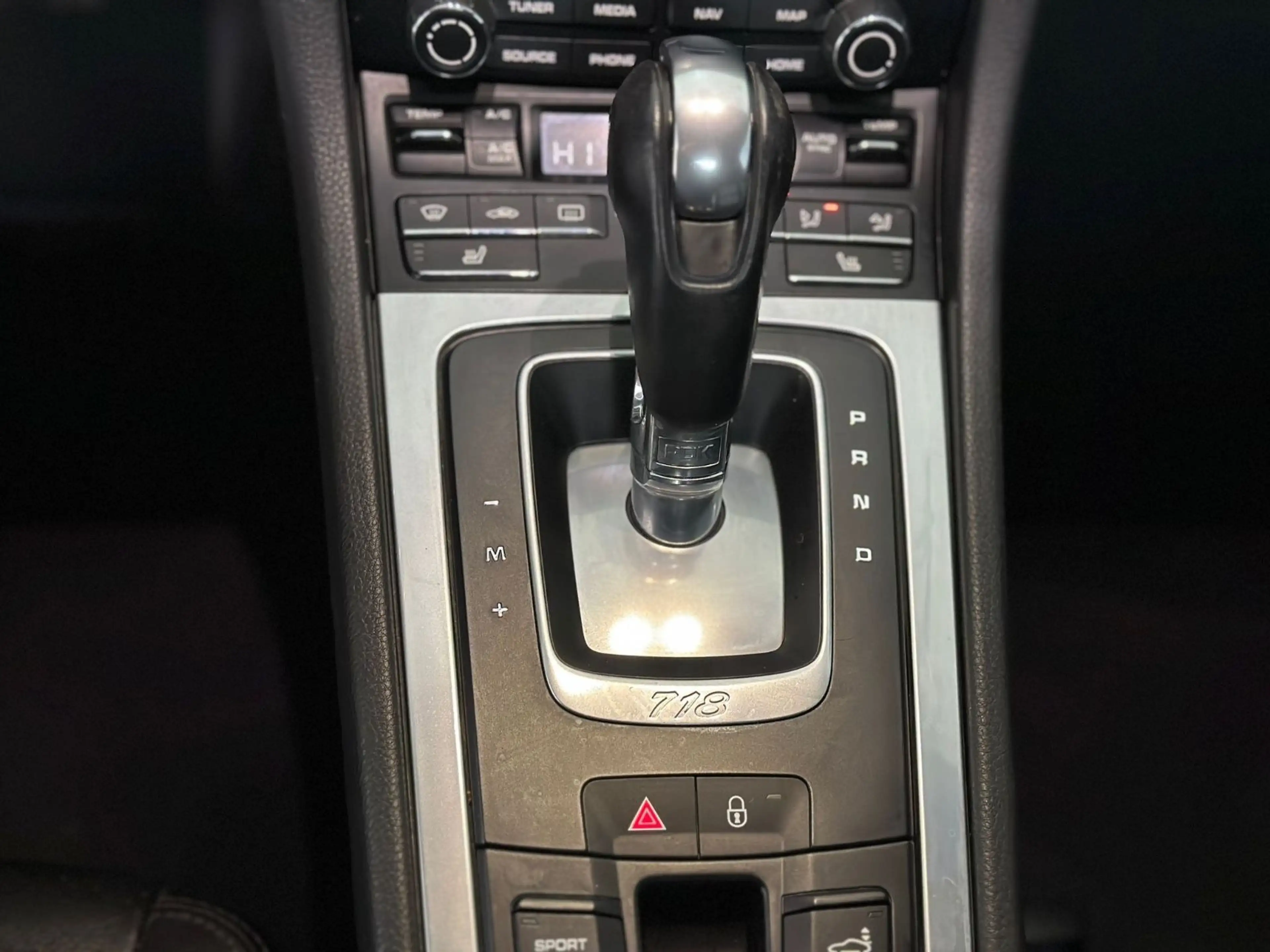 Porsche Boxster 718 Boxster Spyder Turbo KAT Voll 2.Hand Leder — photo 12