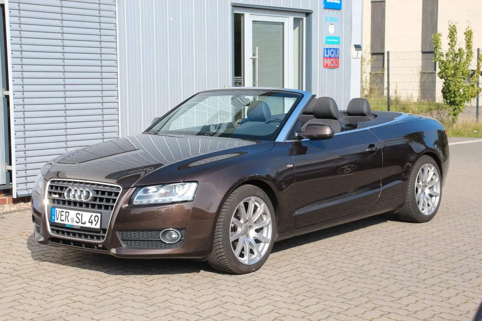 Audi A5 Cabriolet 2.0 TFSI Automatik S-Line Braun - 1