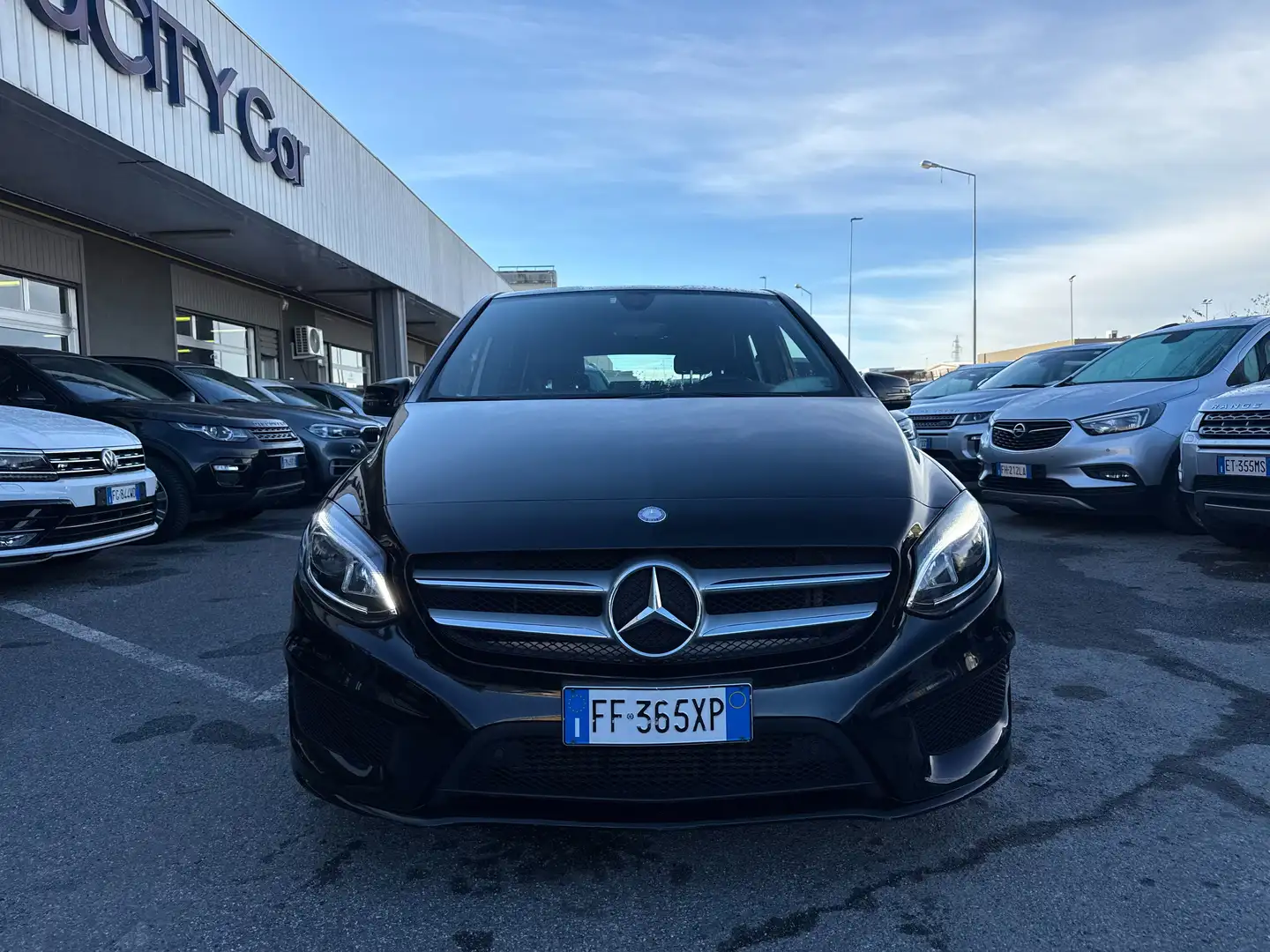 Mercedes-Benz B 200 Premium auto / EURO 6 Negru - 2