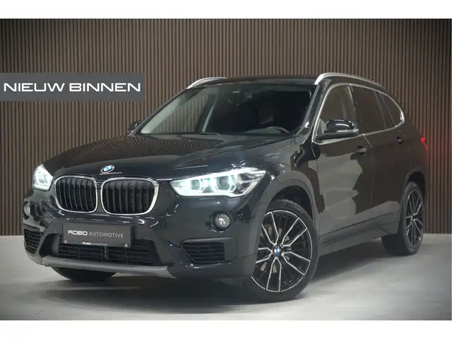 BMW X1 sDrive18i Executive Edition | Stoelverwarming | He