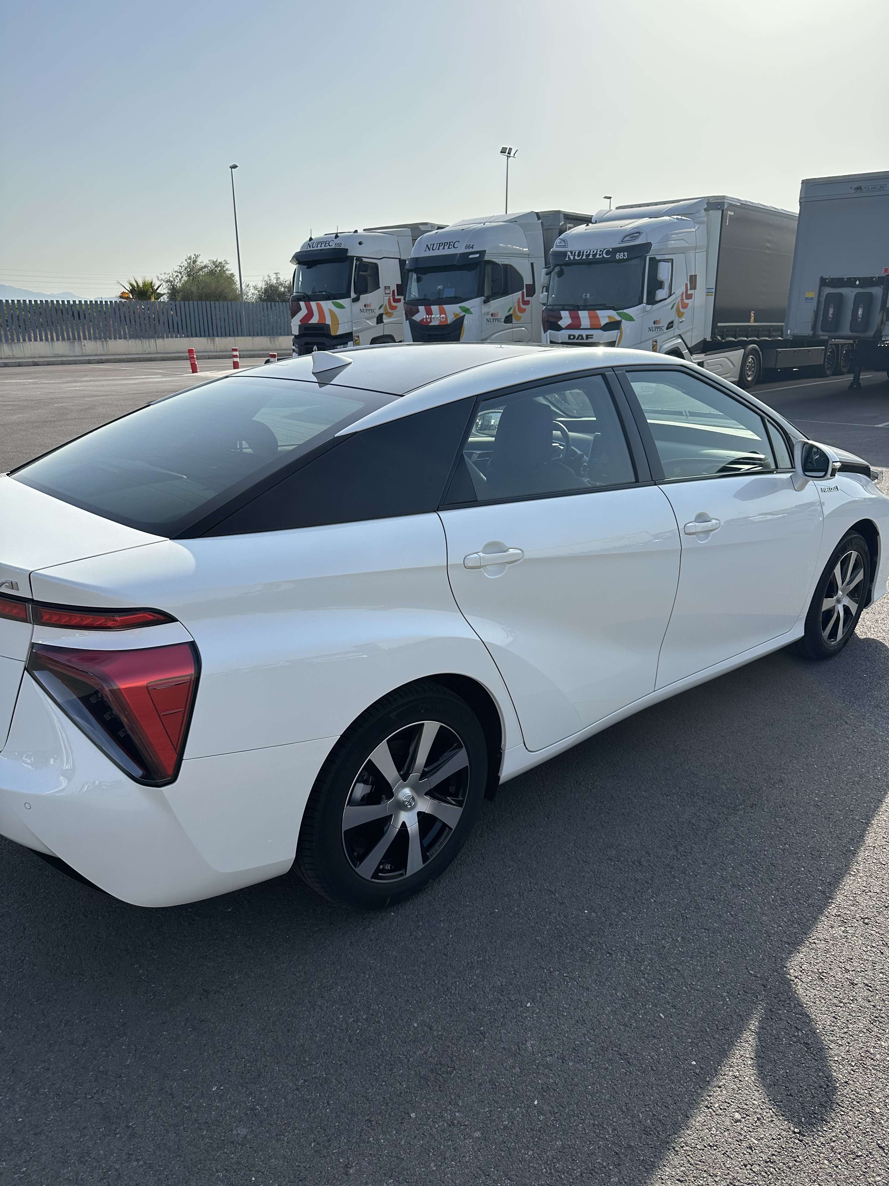 Toyota Mirai Mirai, 1358 km, Museum Condition - foto 1