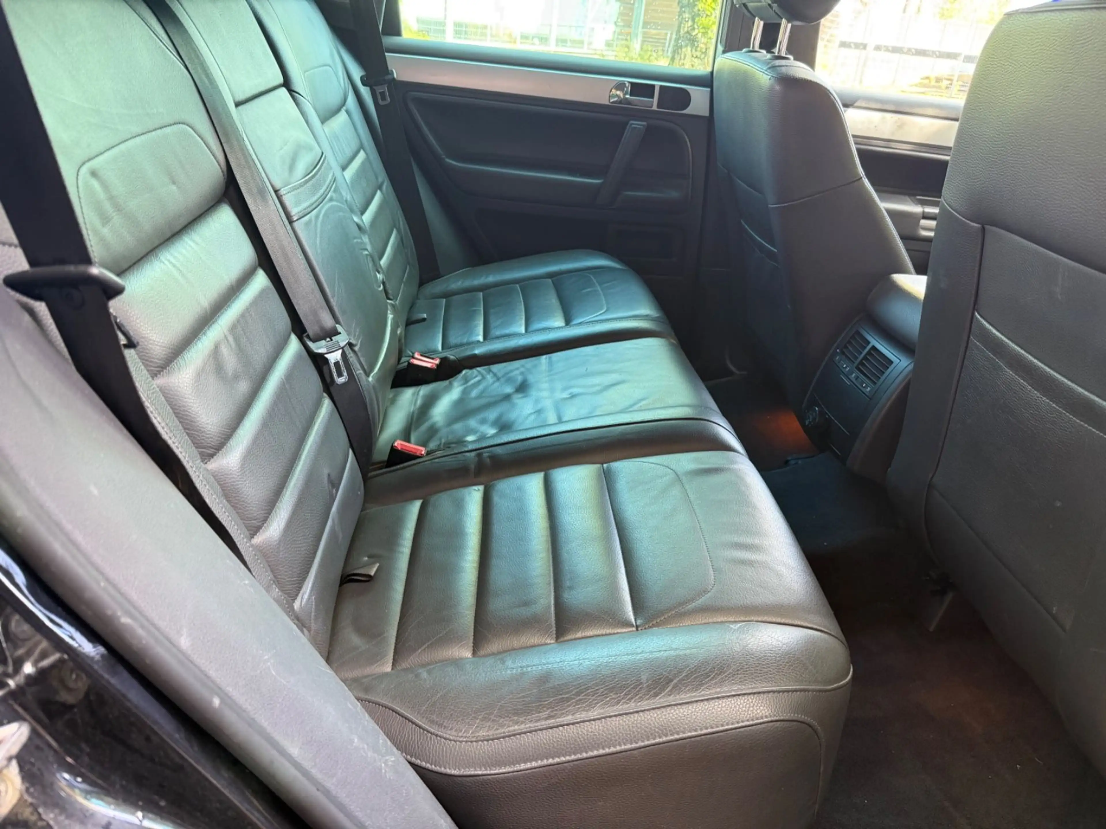 Volkswagen Touareg 3.0 V6 TDI DPF Individual — photo 7