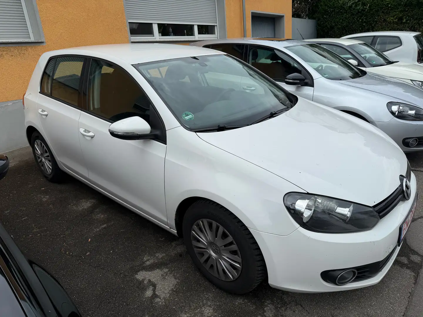 Volkswagen Golf Trendline 8fach Xenon Kurvenlicht Klima Isofix MP3 Blanc - 1