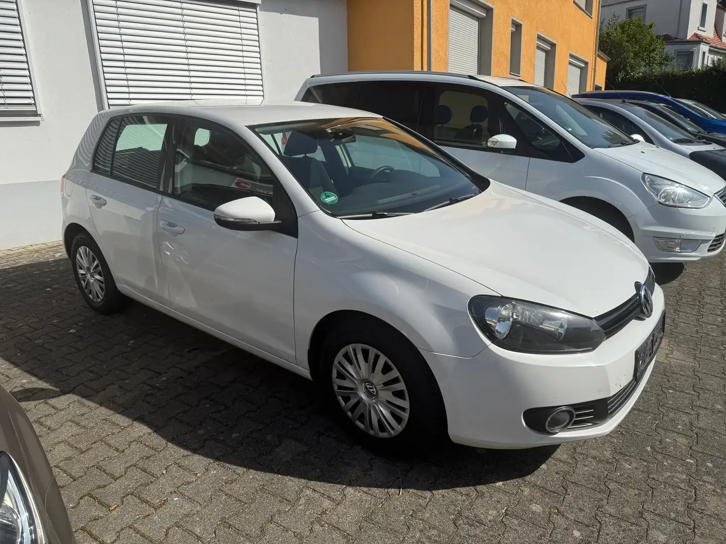 Volkswagen Golf Trendline 8fach Xenon Kurvenlicht Klima Isofix MP3 Blanc - 2