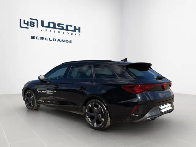 Cupra Leon view 5