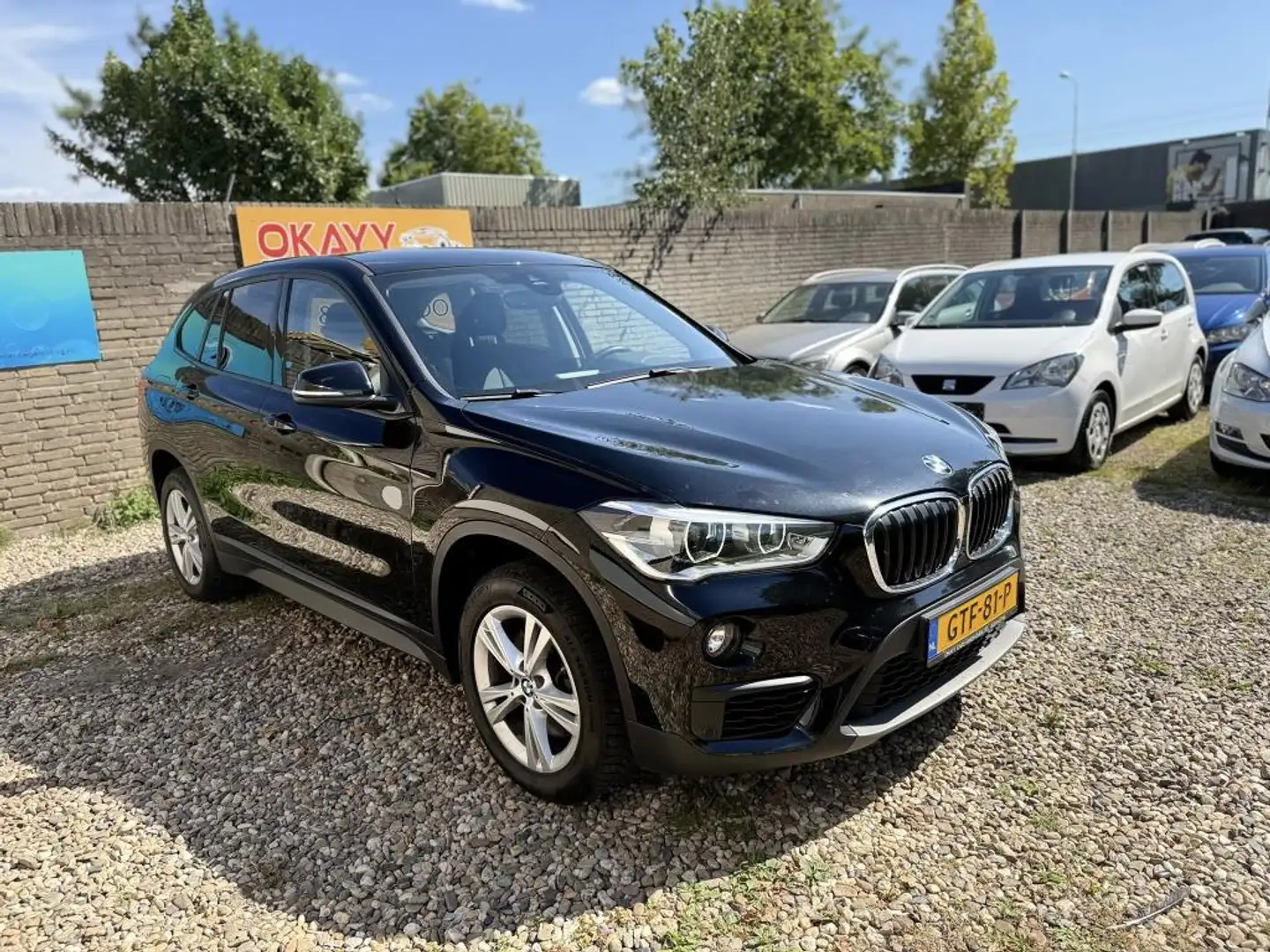 BMW X1 XDrive20i High Executive Automaat, Cam, Navi Zwart - 2