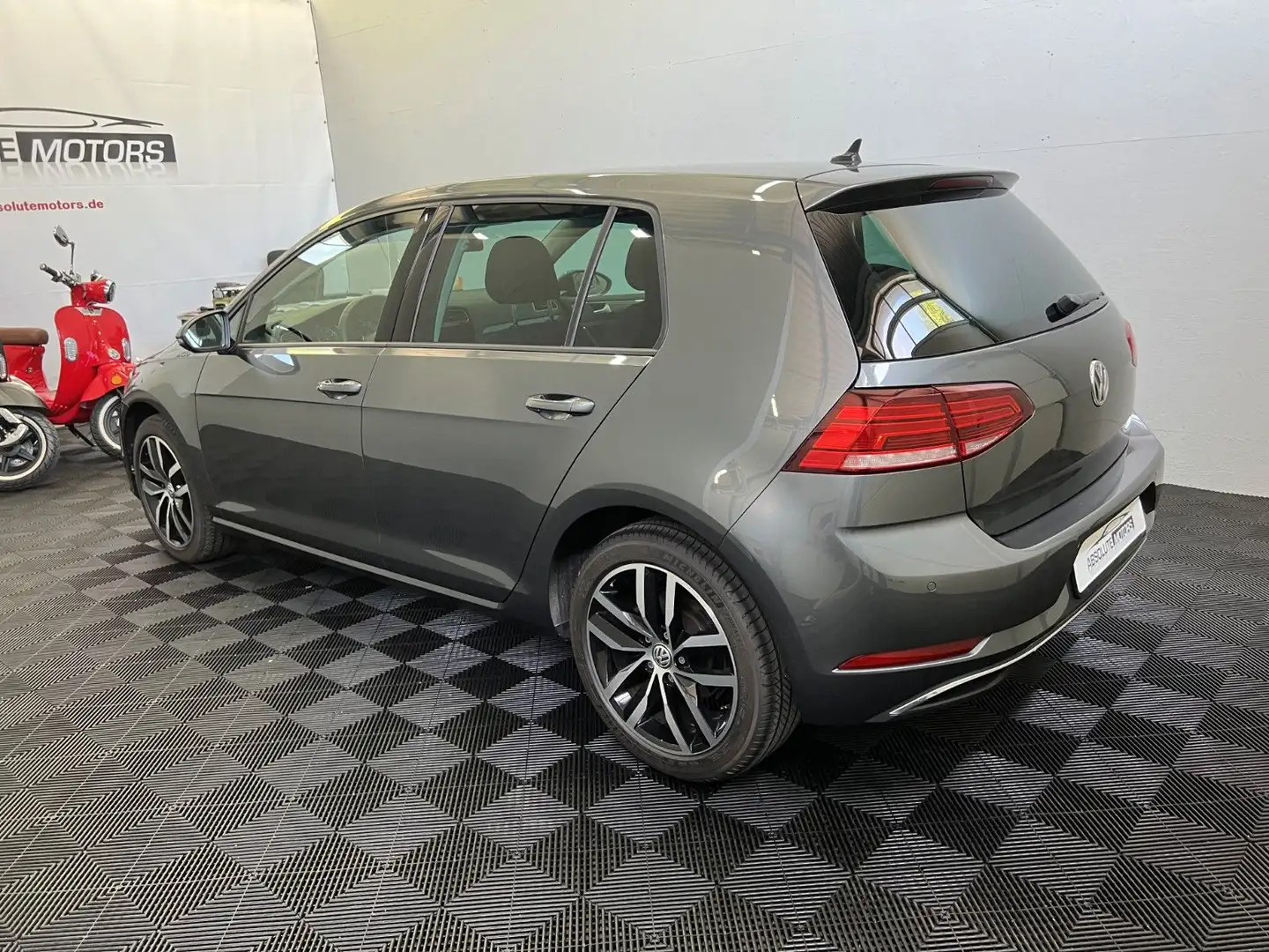 Volkswagen Golf VII 1,5TSI Join *Standheizung *Navi *SHZ Grau - 2