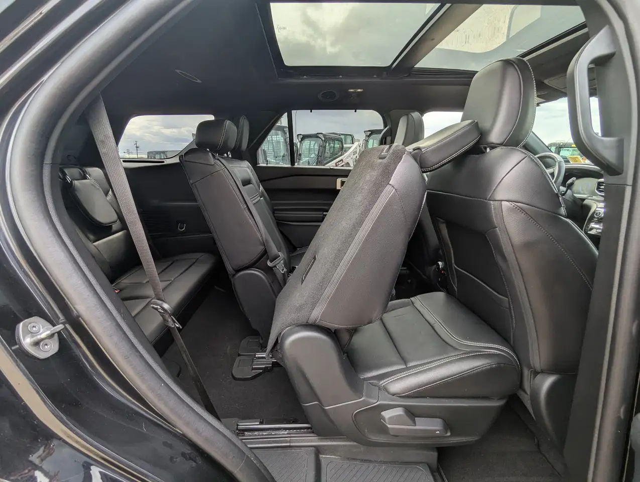Ford Explorer photo Ford Explorer