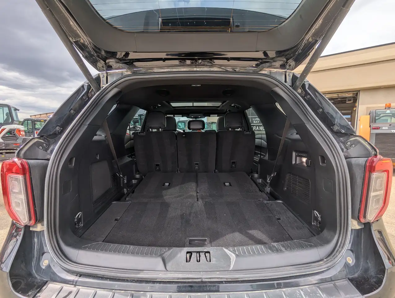 Ford Explorer photo Ford Explorer