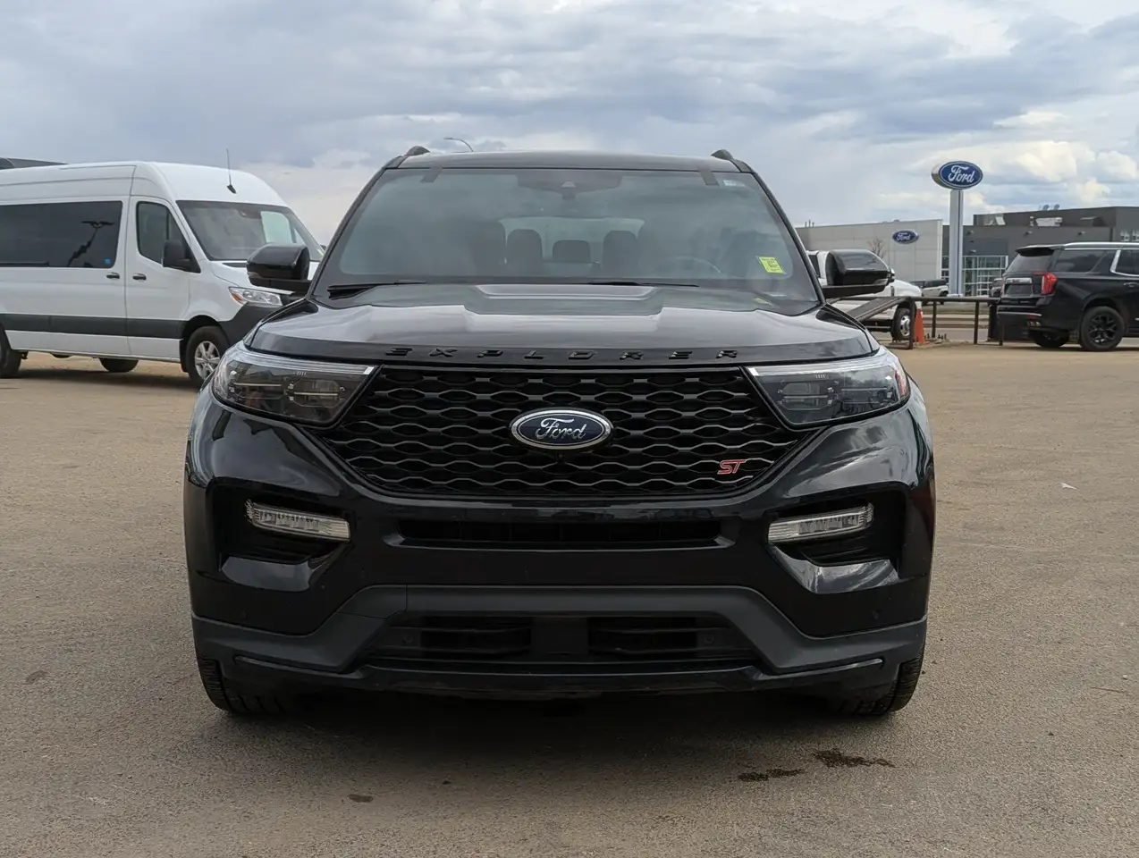 Ford Explorer photo Ford Explorer