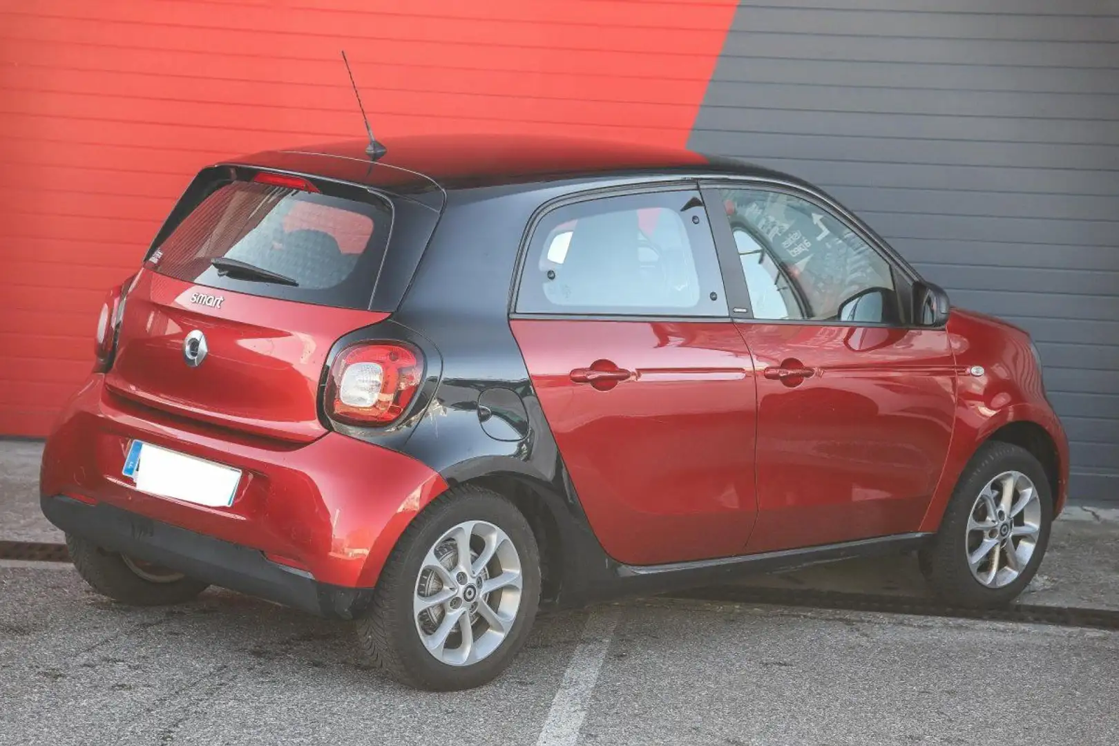 smart forFour 1.0i 71 Passion GPS CLIM AUTO ECRAN TACTILE BITON Rouge - 2