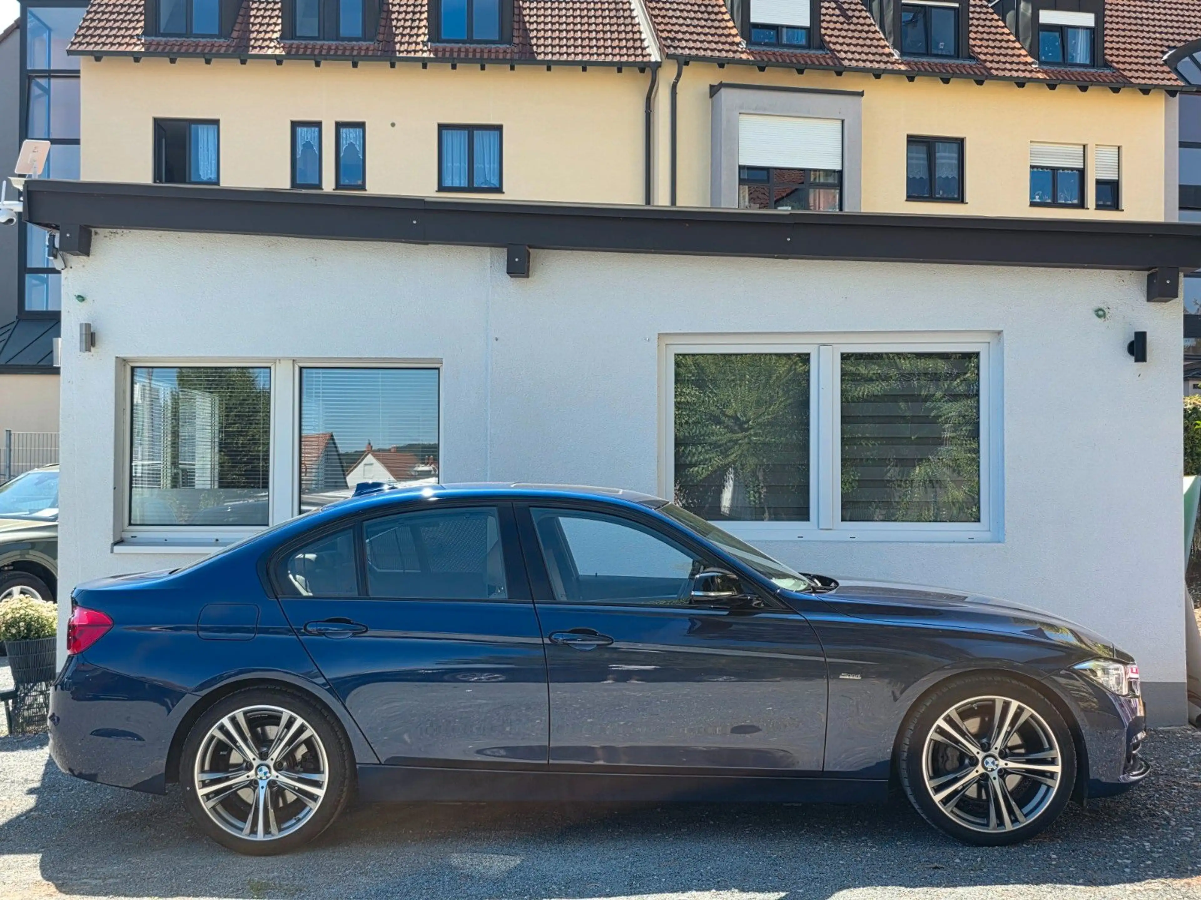 BMW 340 I Limousine Sport Line*Head Up*Navi*PDC — photo 9