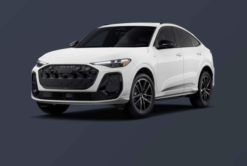 2026 Audi Q5 PROGRESSIV SPORTBACK BLACK OPTIC // PROGRESSIV SPO