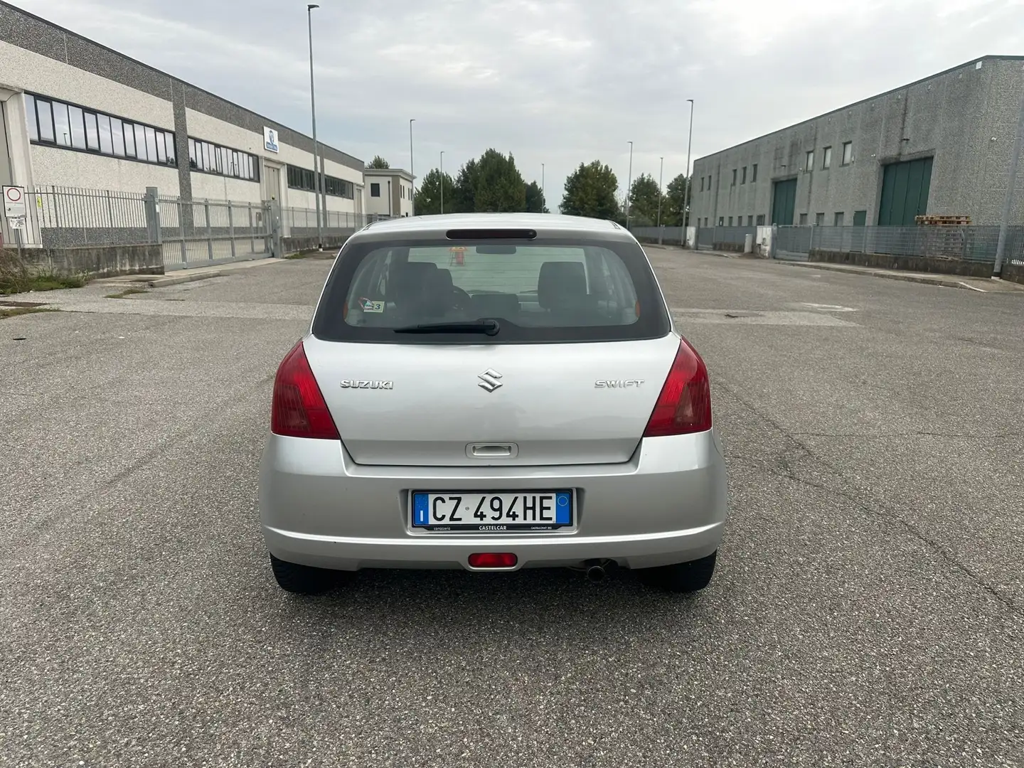 Suzuki Swift 5p 1.3 ddis GLX Argento - 2