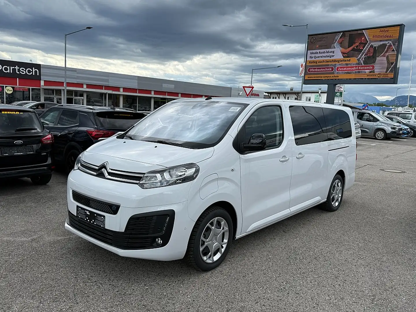 Citroen Spacetourer XL Elektro Beyaz - 1