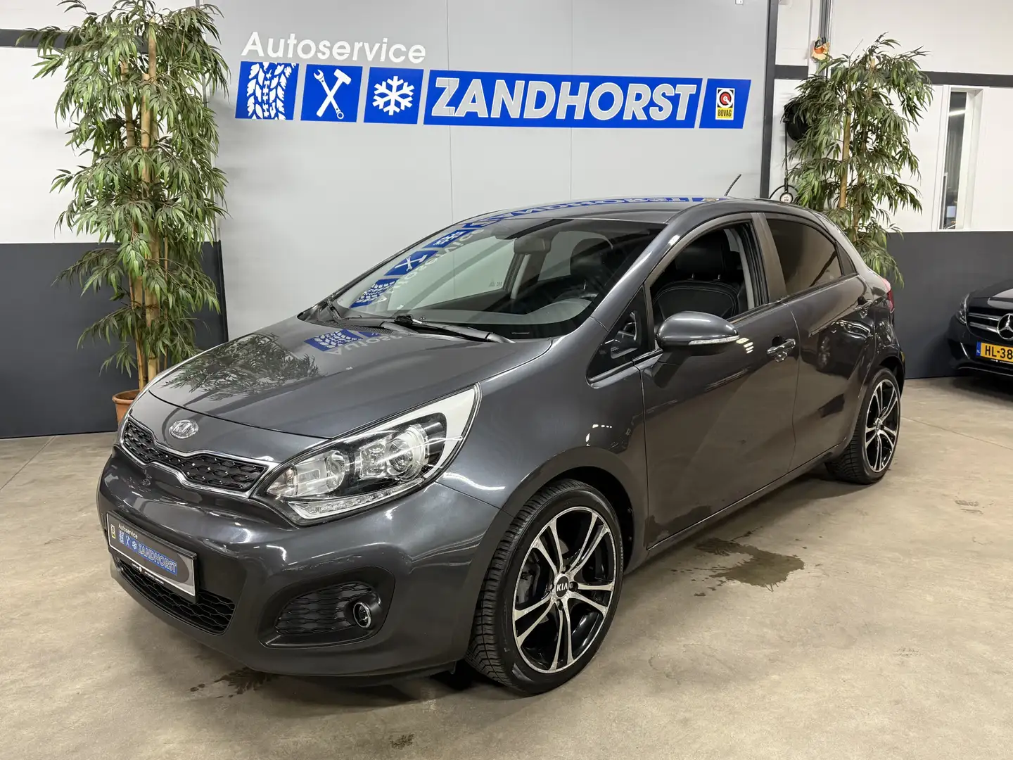 Kia Rio 1.2 CVVT Super Pack Gris - 1