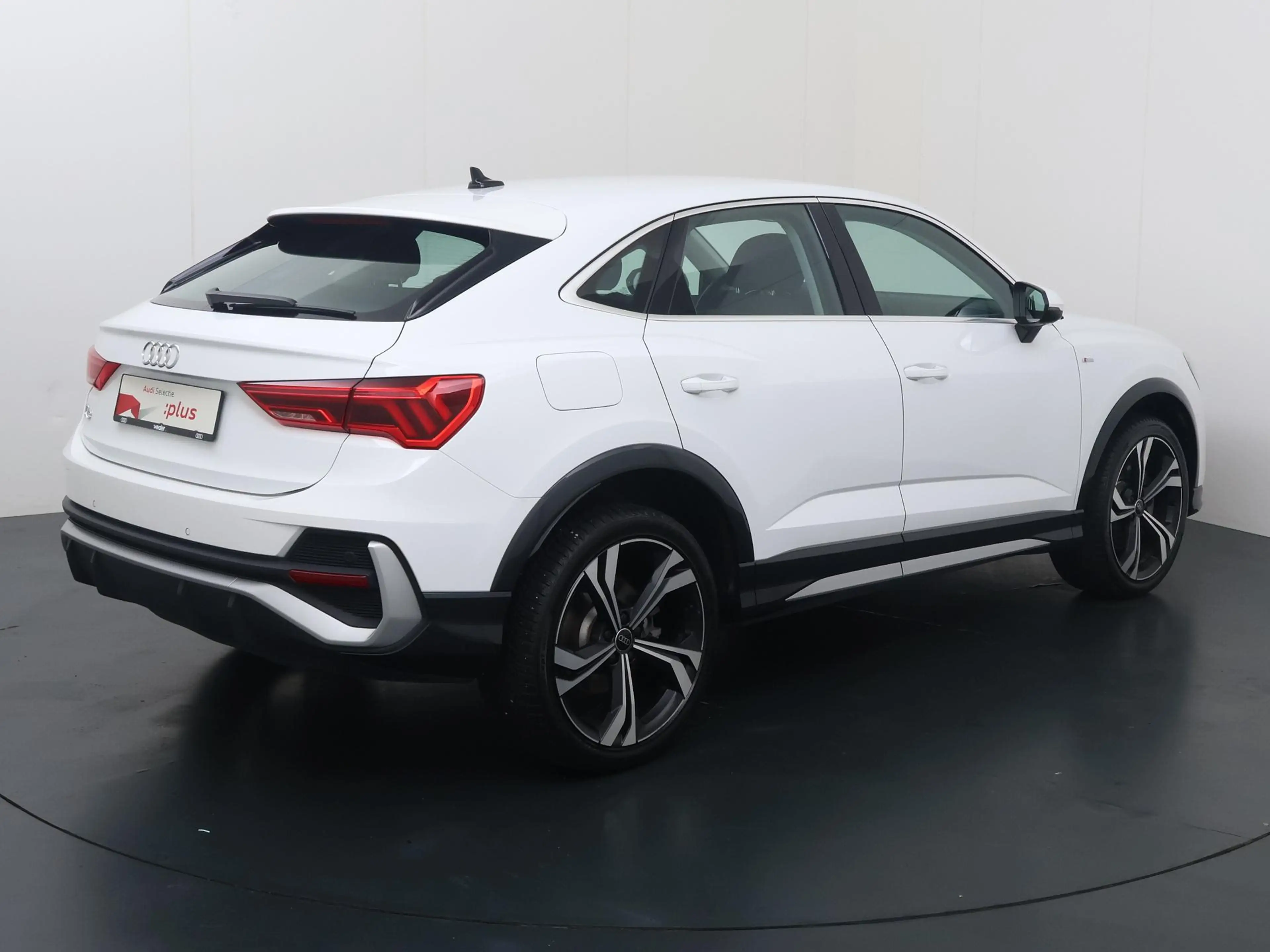 Audi Q3 Sportback 45 TFSI e S Edition | 245 PK | SoH 89% | — photo 5