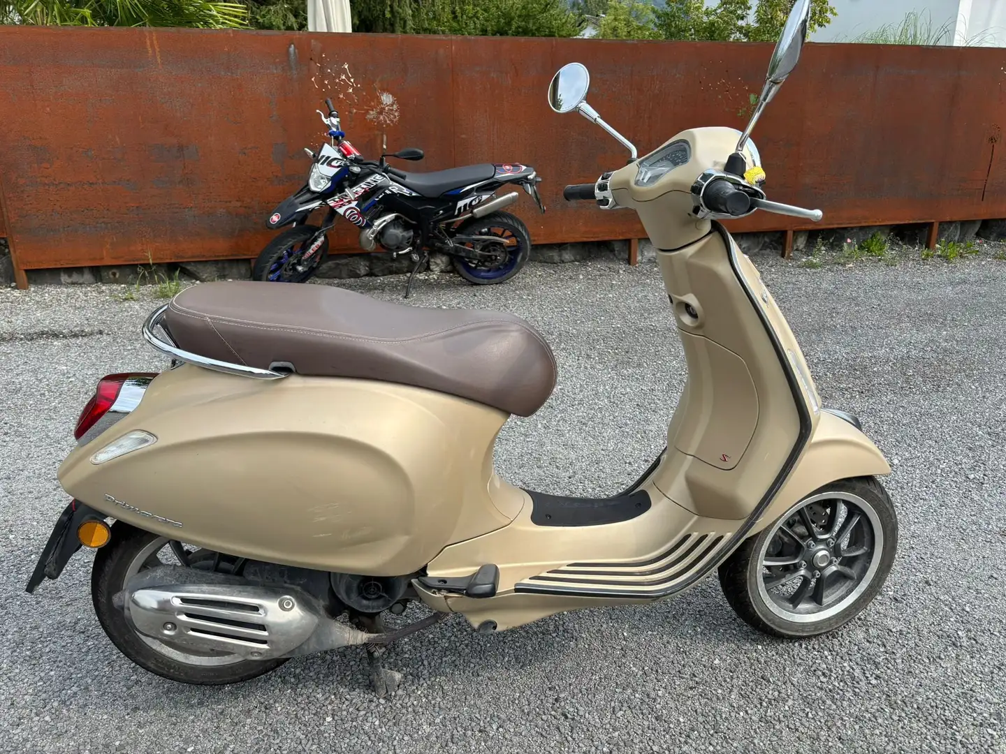Vespa Primavera 50 CA0A/1/02 Beige - 2