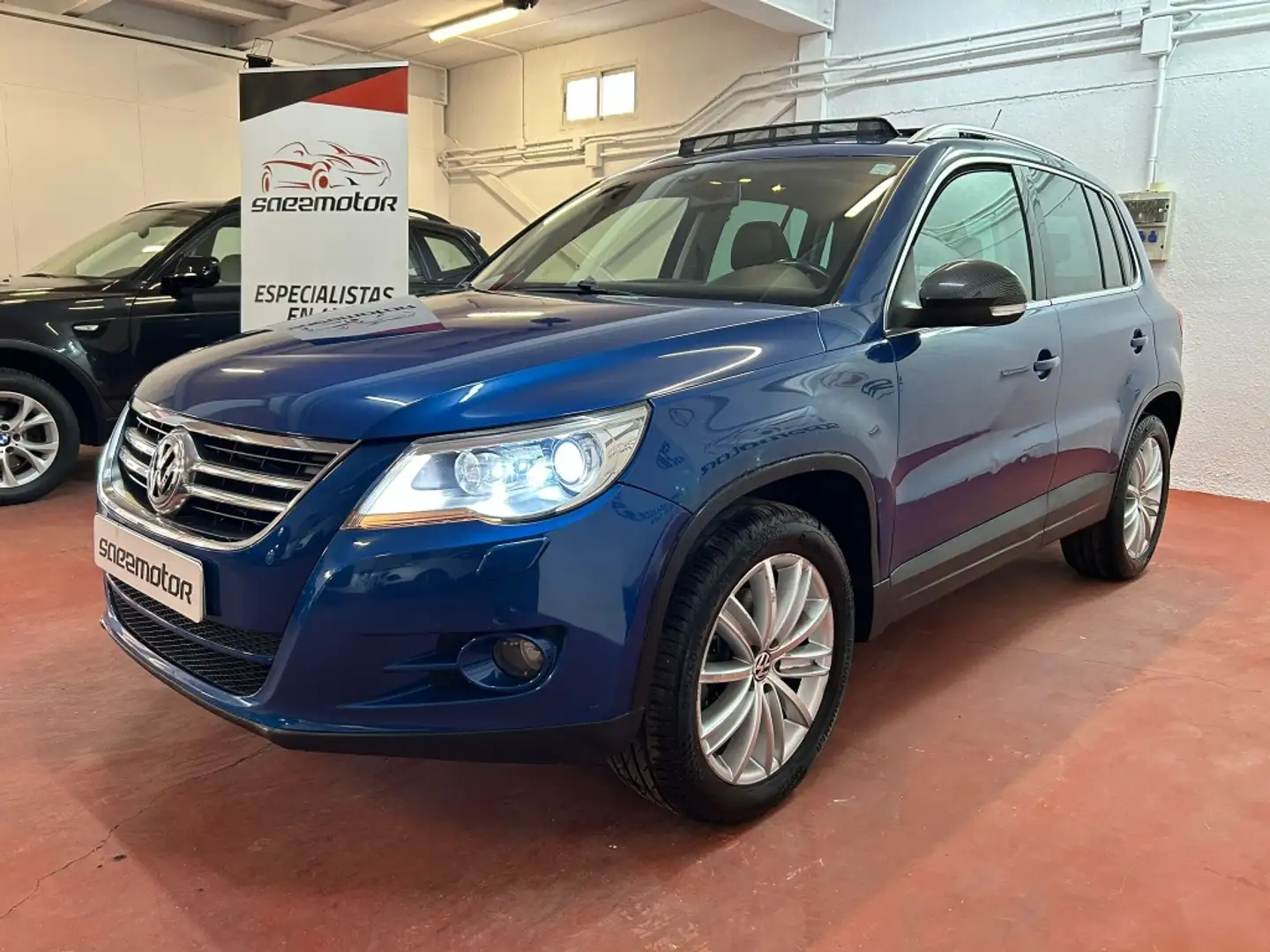 Volkswagen Tiguan 2.0TDI Sport Tiptronic Blau - 1
