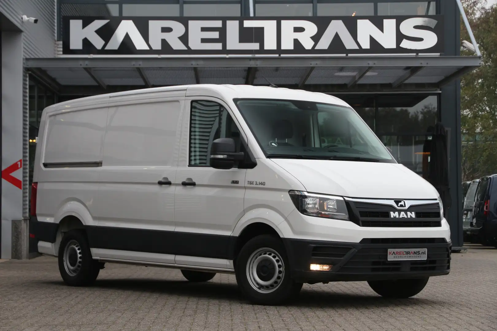 Volkswagen Crafter 2.0 TDI 140 | 4x4 / 4Motion | 2x Schuifdeur | Stan Blanco - 1