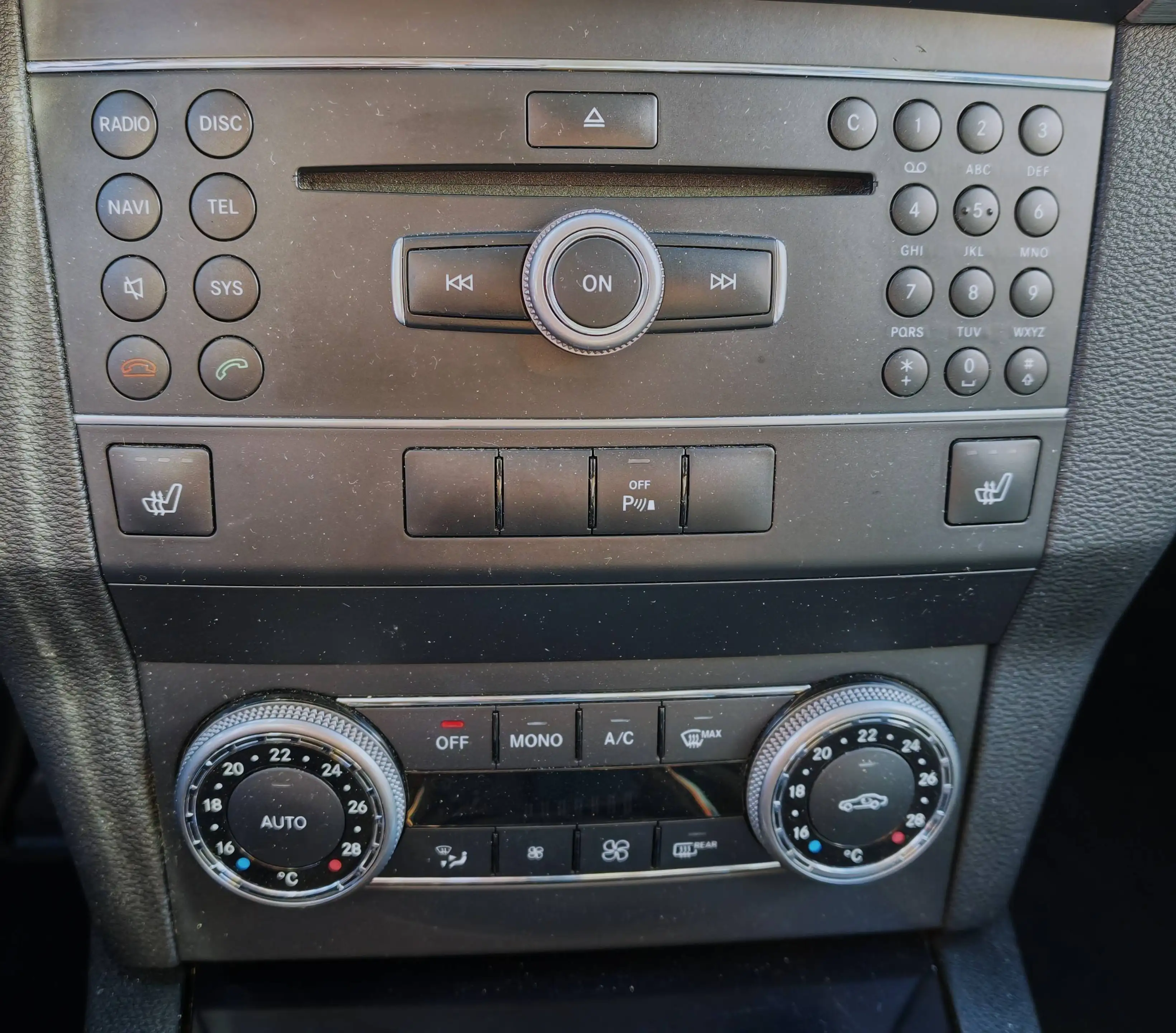 Mercedes-Benz GLK 200 TÜV Neu Navi Einparkhilfe Klima Scheckheft — photo 10