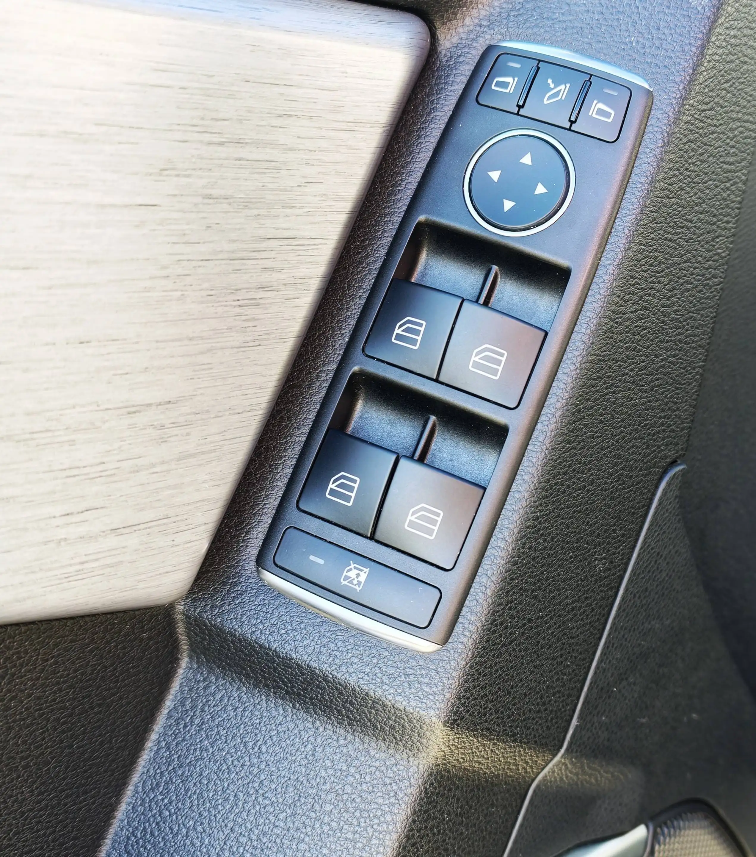 Mercedes-Benz GLK 200 TÜV Neu Navi Einparkhilfe Klima Scheckheft — photo 7