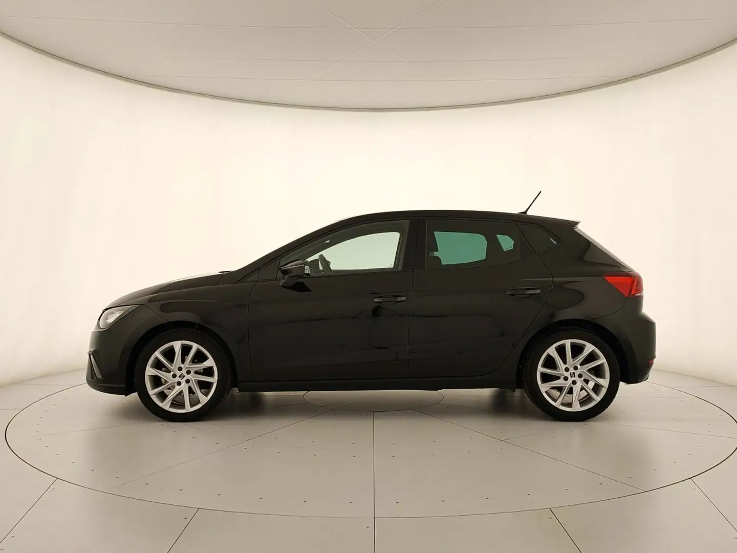 SEAT Ibiza 1.0 ecotsi FR 95cv Nero - 2