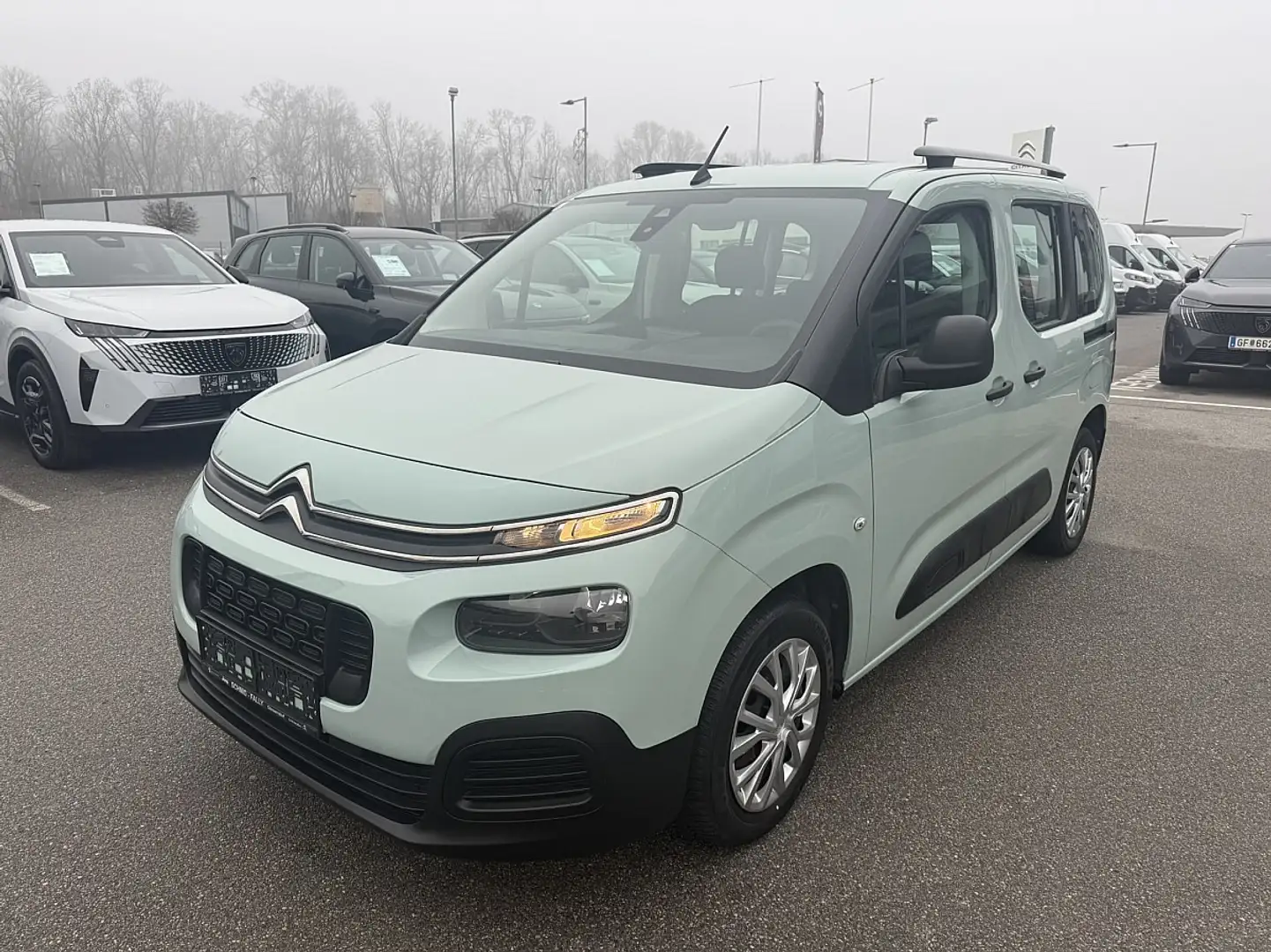 Citroen Berlingo PureTech 110 S&S Live - 1