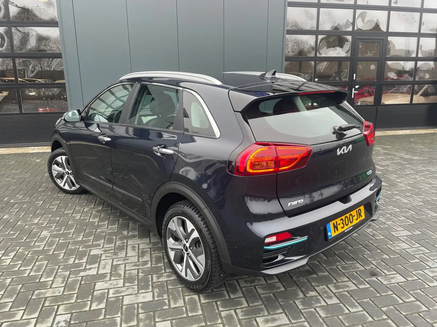 Kia e-Niro DynamicLine 64 kWh 3FASE/NL.Auto/SOH 96.9%/Camera/ Blau - 2