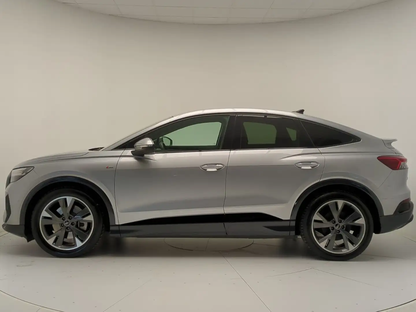 Audi Q4 e-tron Q4 SPB 45 e-tron quattro S line edition Grigio - 2