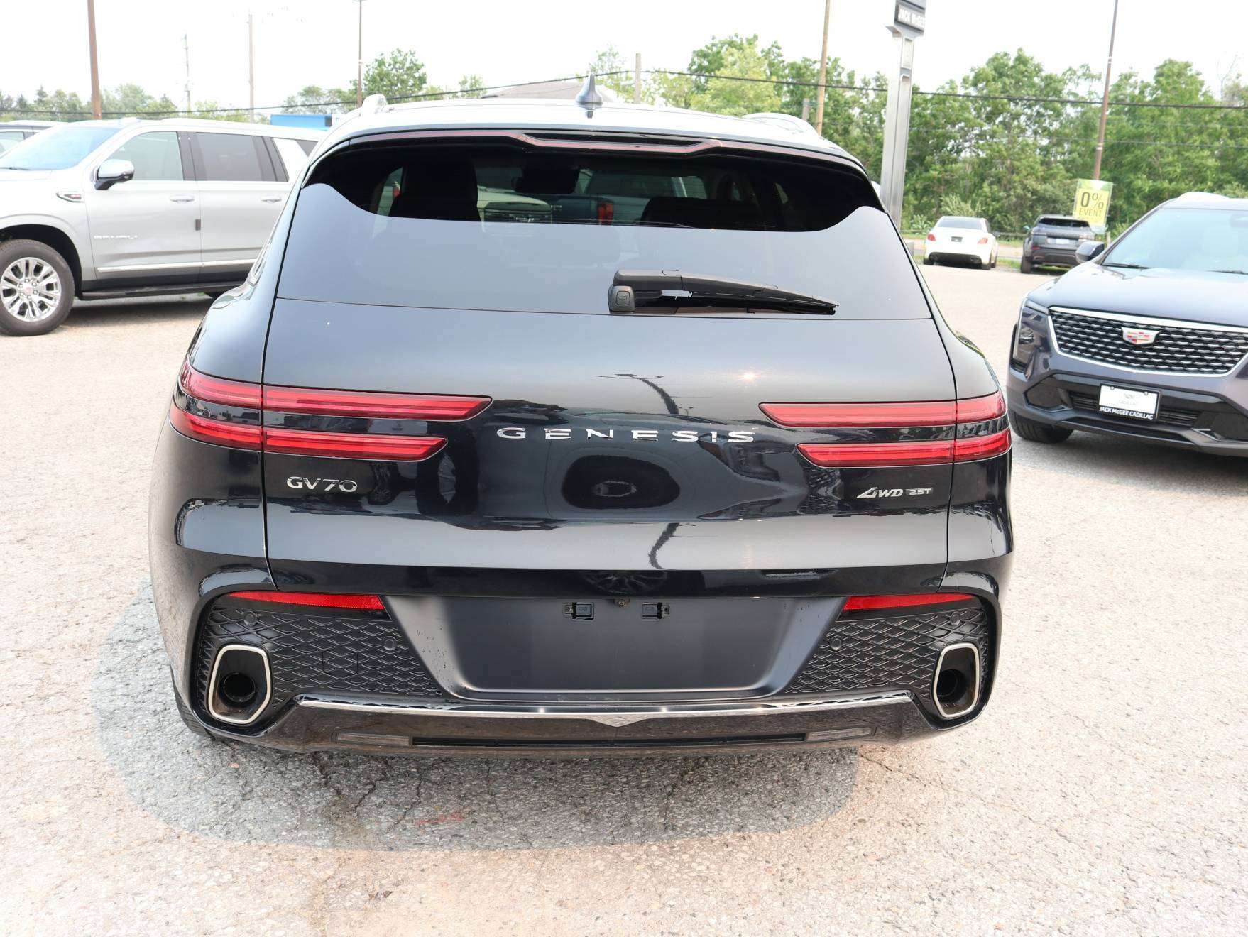 2025 Genesis GV70