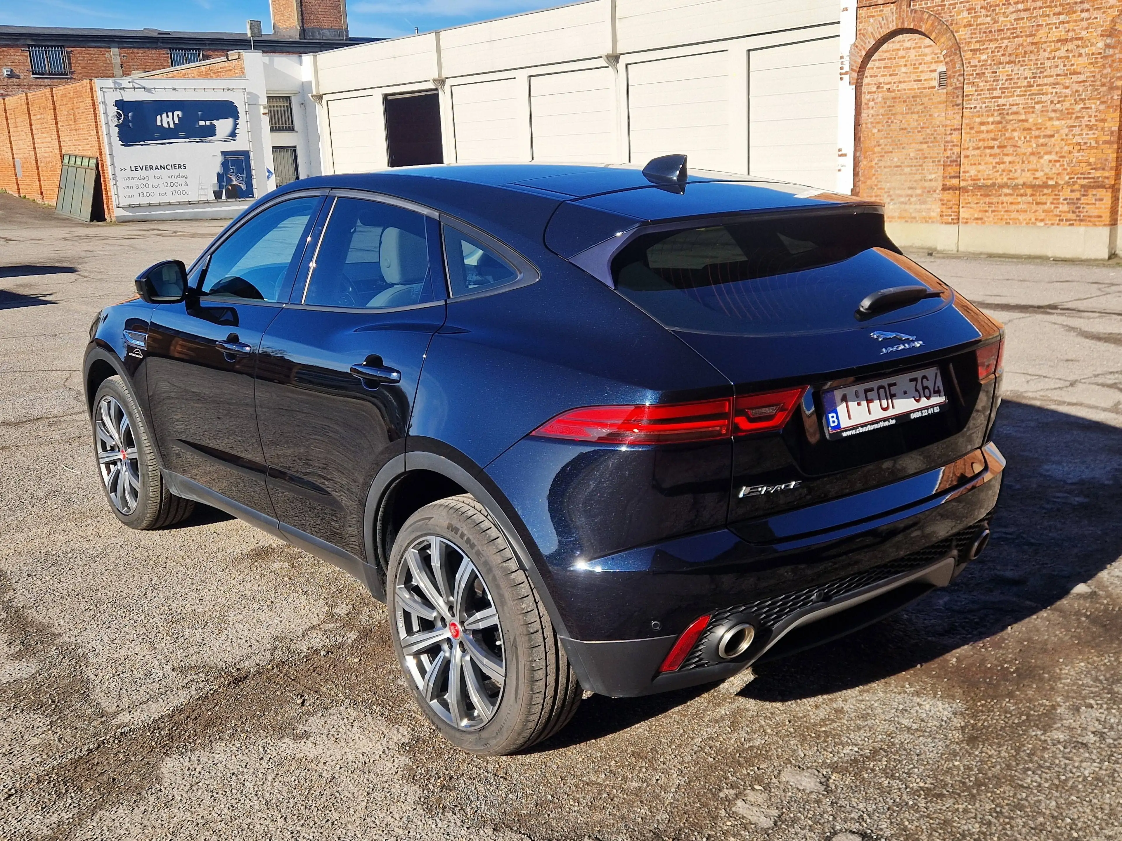 Jaguar E-Pace E-Pace 2.0 T AWD — photo 6