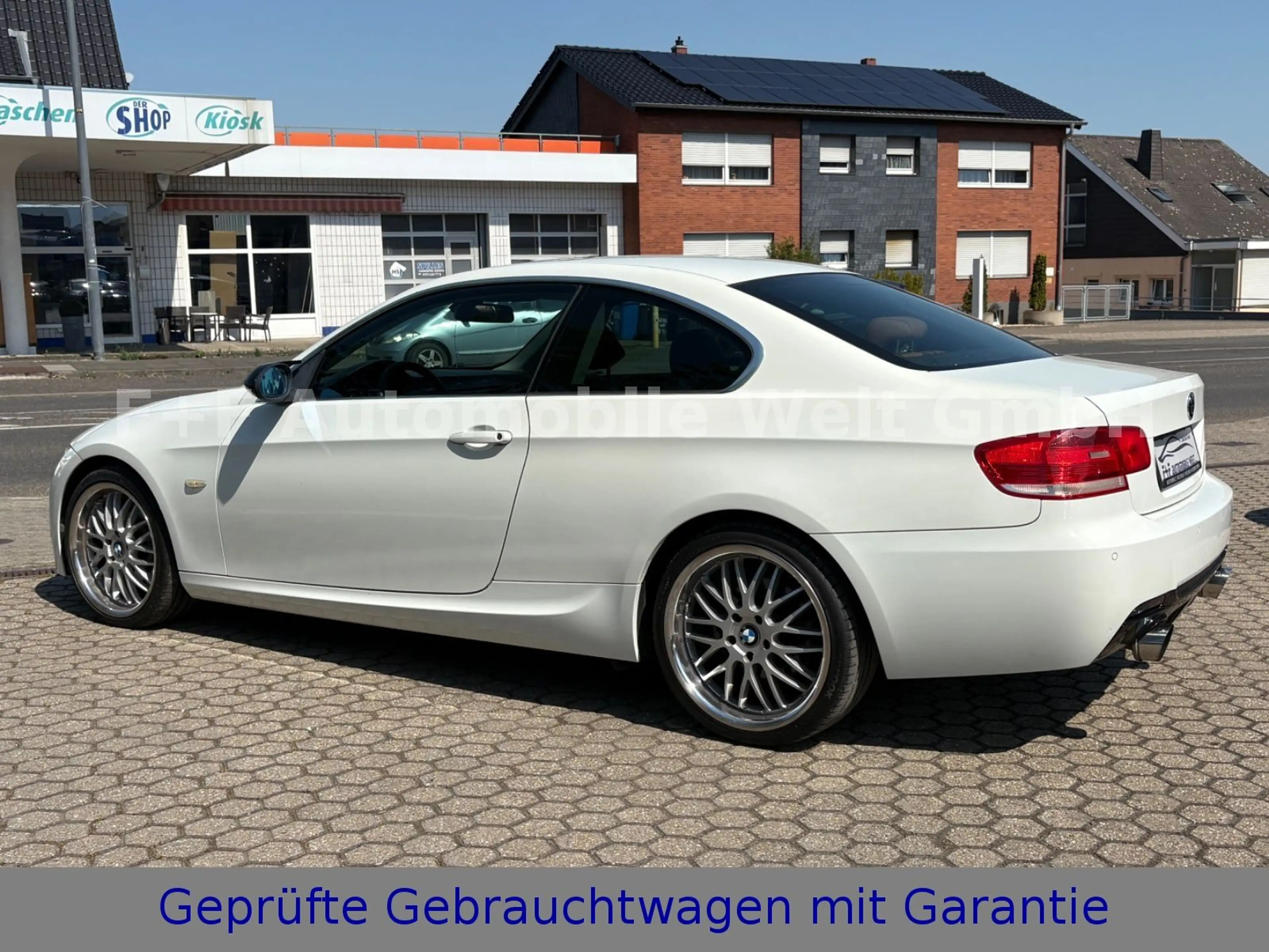 BMW 325 i COUPE*PDC*SITZ-HZ*LEDER* — photo 4