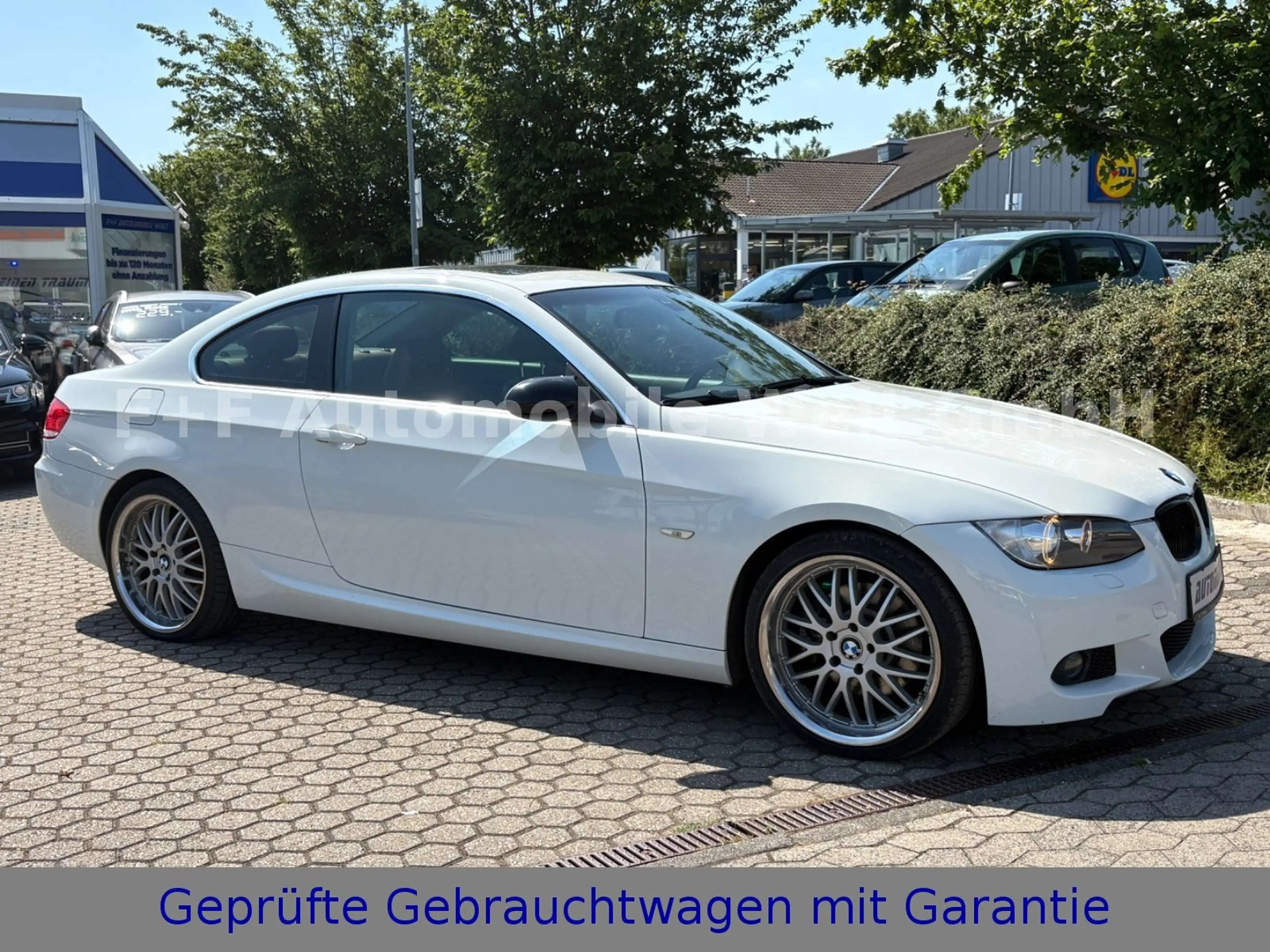 BMW 325 i COUPE*PDC*SITZ-HZ*LEDER* — photo 2