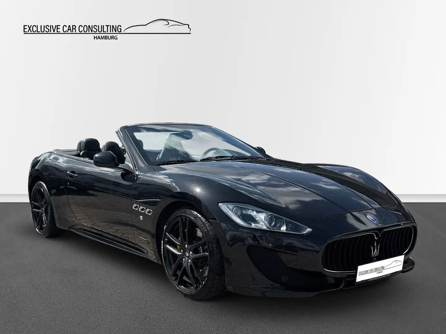 Maserati GranCabrio Sport deutsches Fahrzeug Fekete - 1