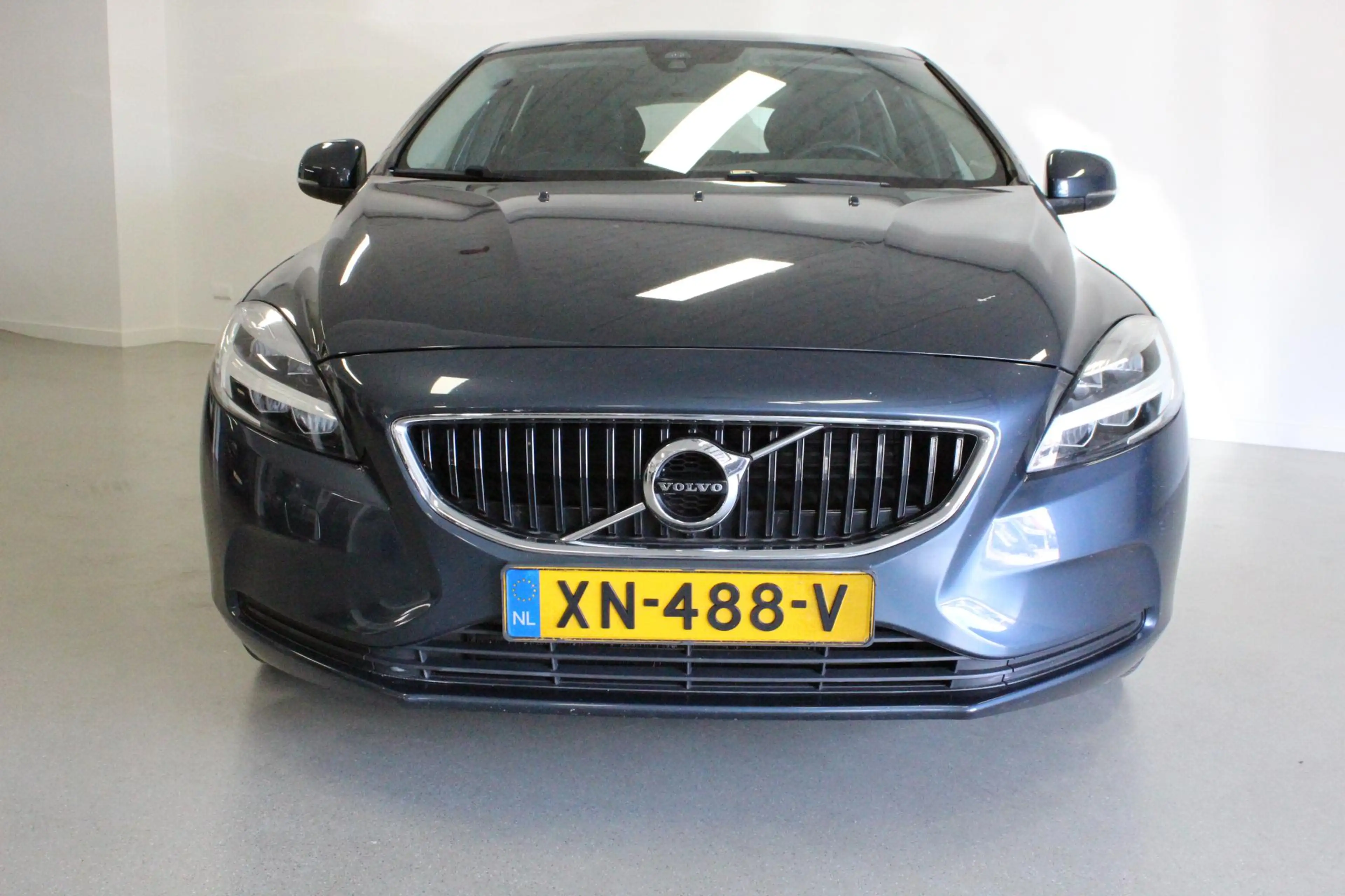 Volvo V40 1.5 T2 Polar+ AFN-TREKHAAK | NAVIGAIE | BLUETOOTH — photo 4
