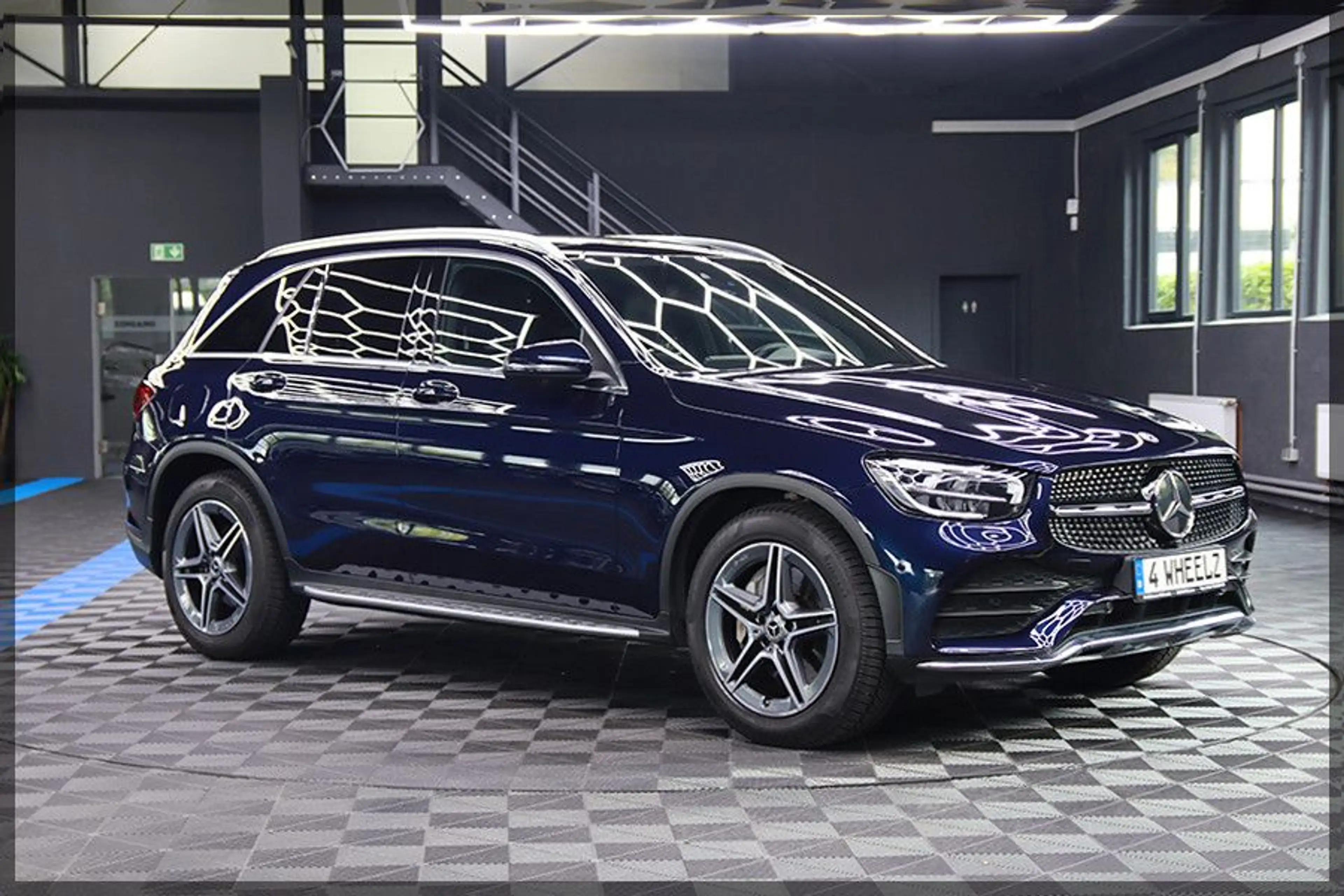 Mercedes-Benz GLC 400 d 4MATIC AMG PANO / CAM / PDC