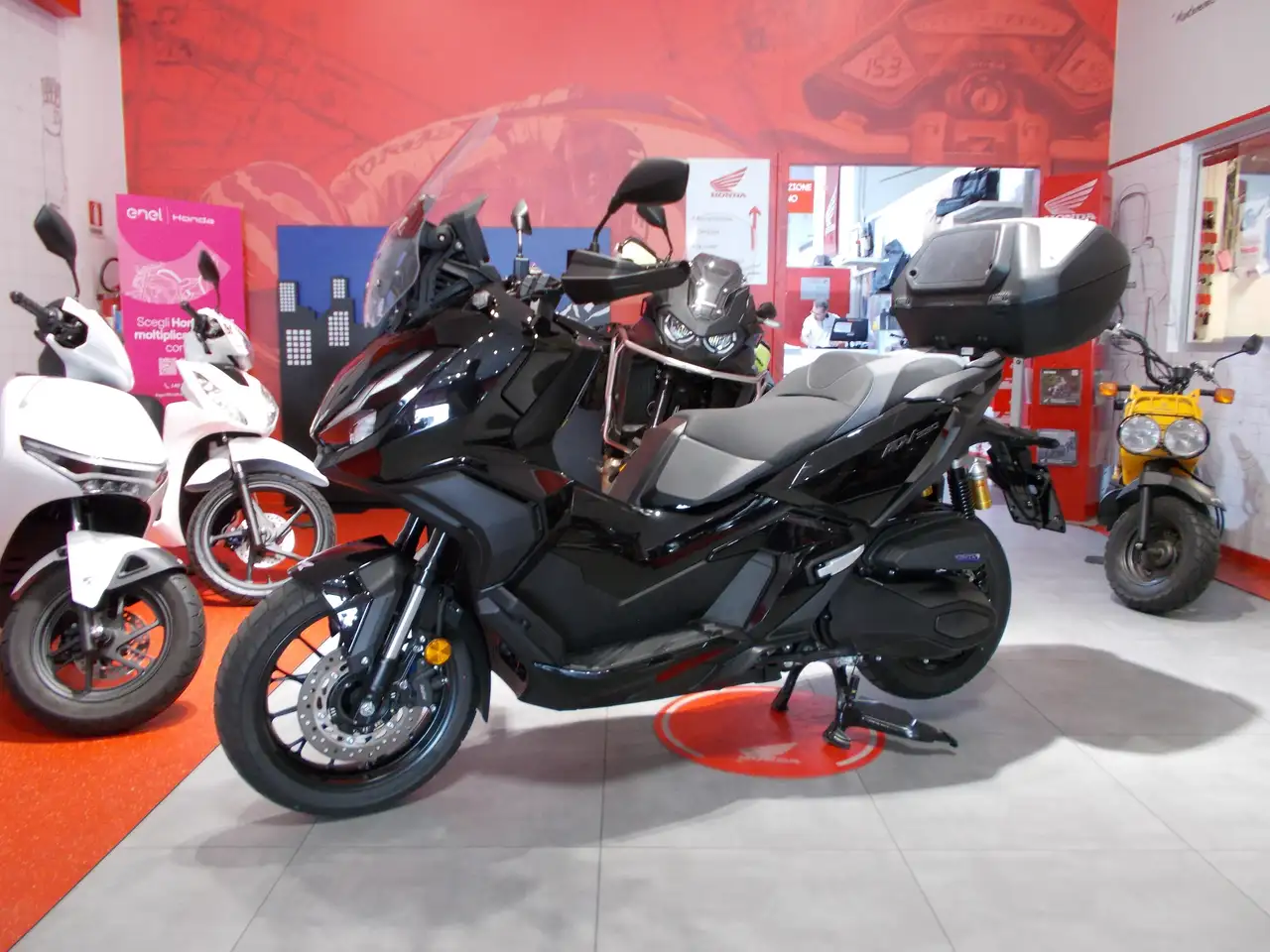 Honda ADV 350