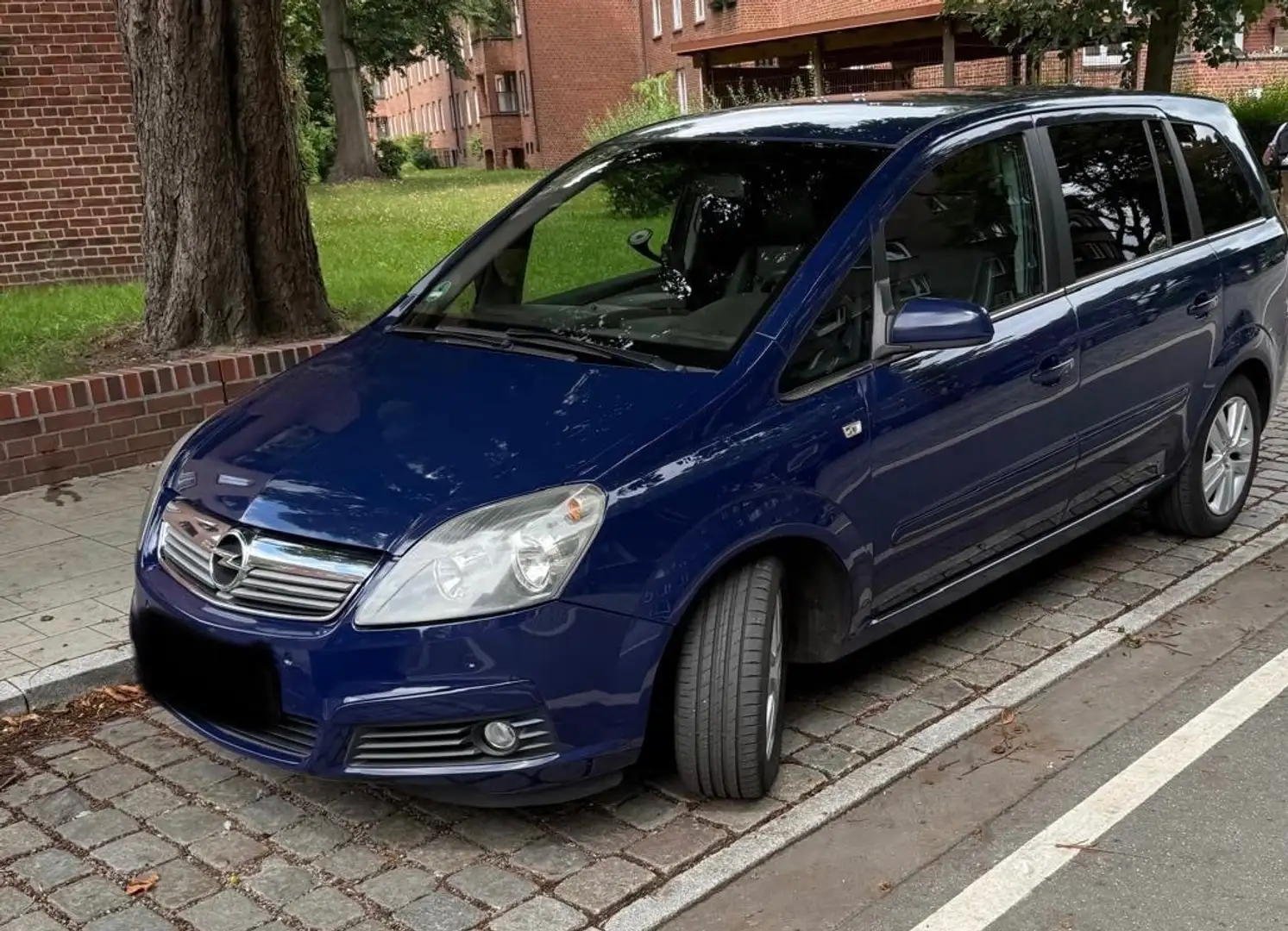 Opel Zafira Zafira 1.9 CDTI Sport Blau - 2