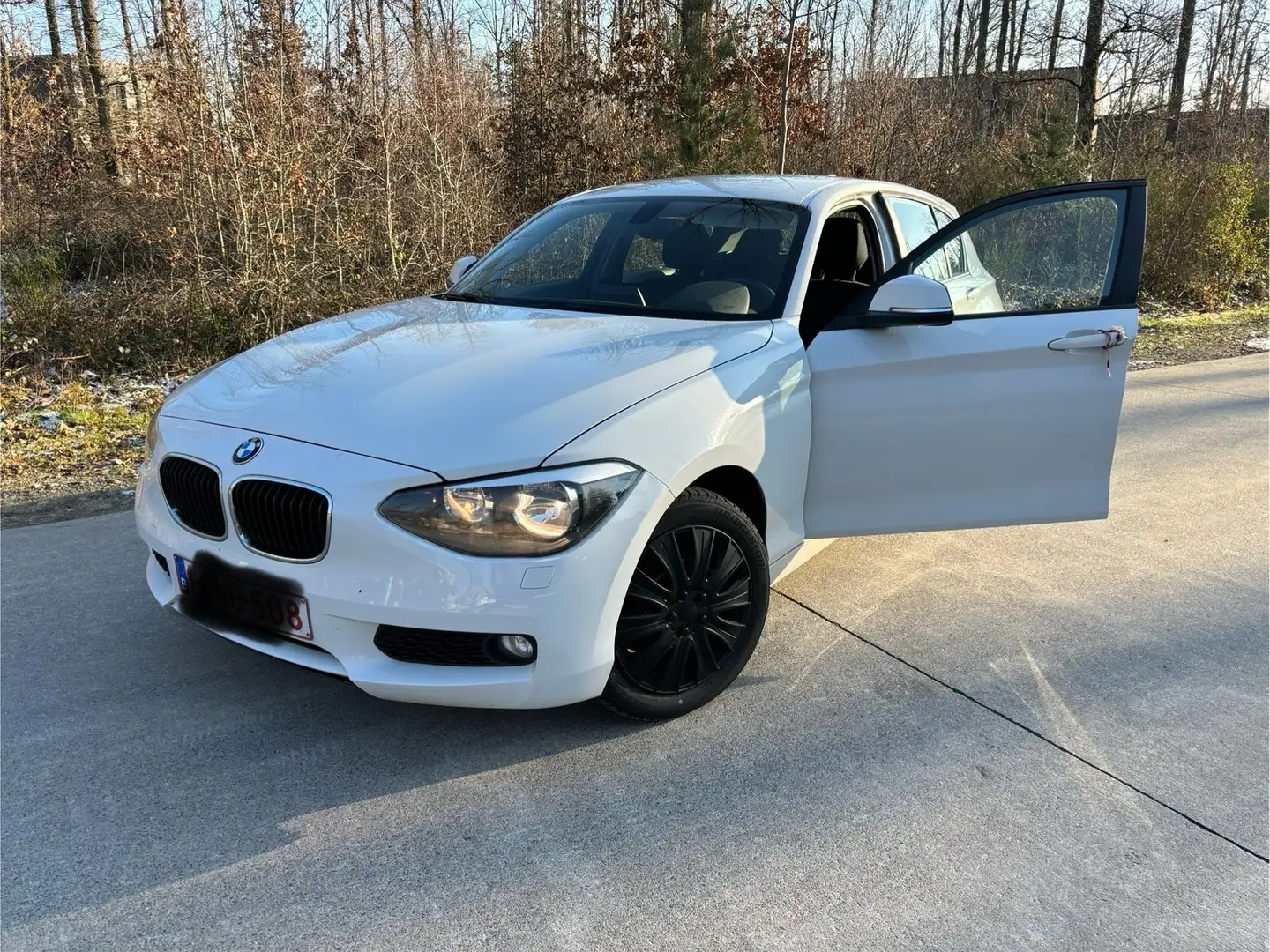 BMW 114 d Blanc - 1