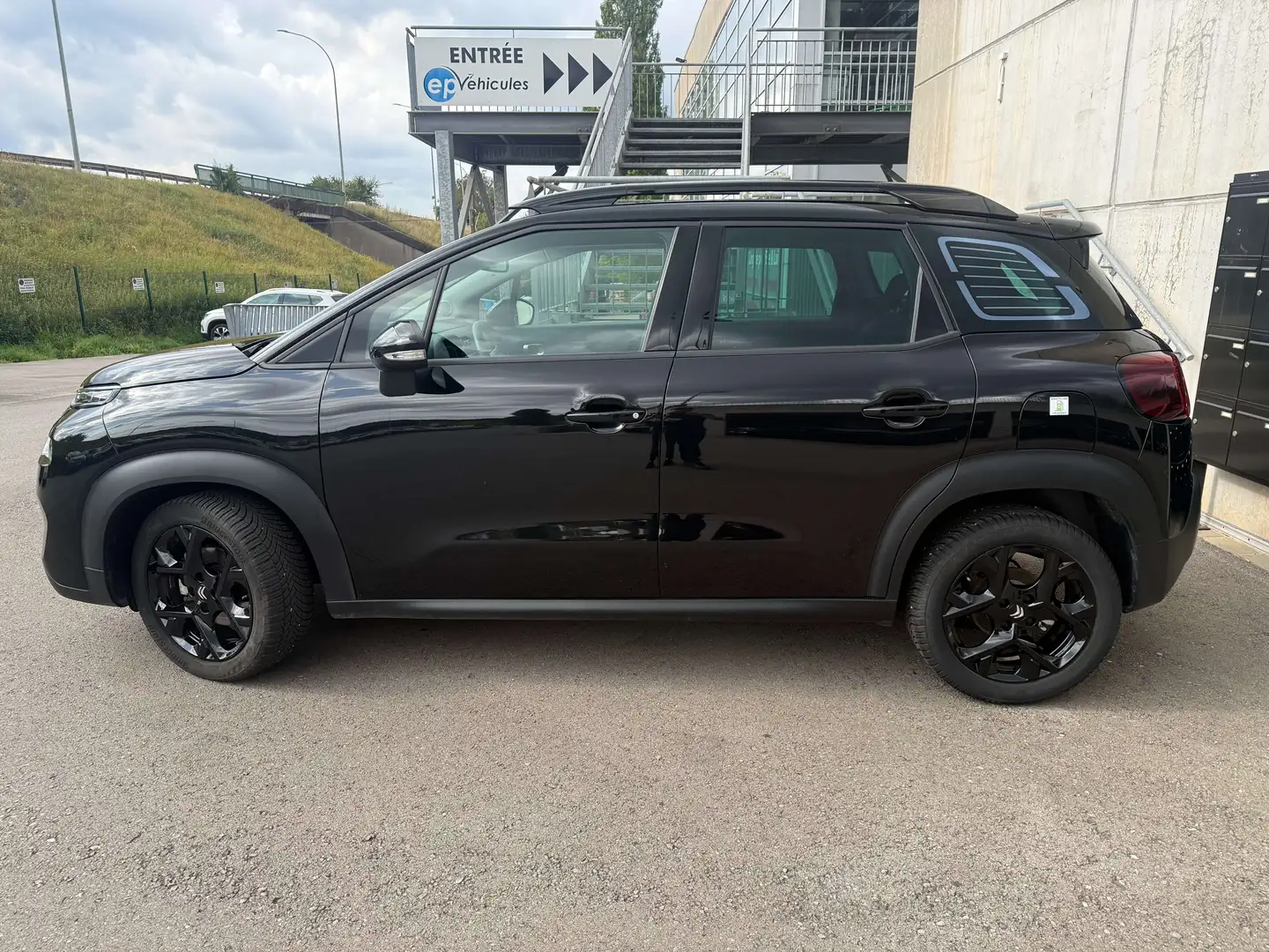 Citroen C3 Aircross 1.2 PURETECH 110 MAX Noir - 2