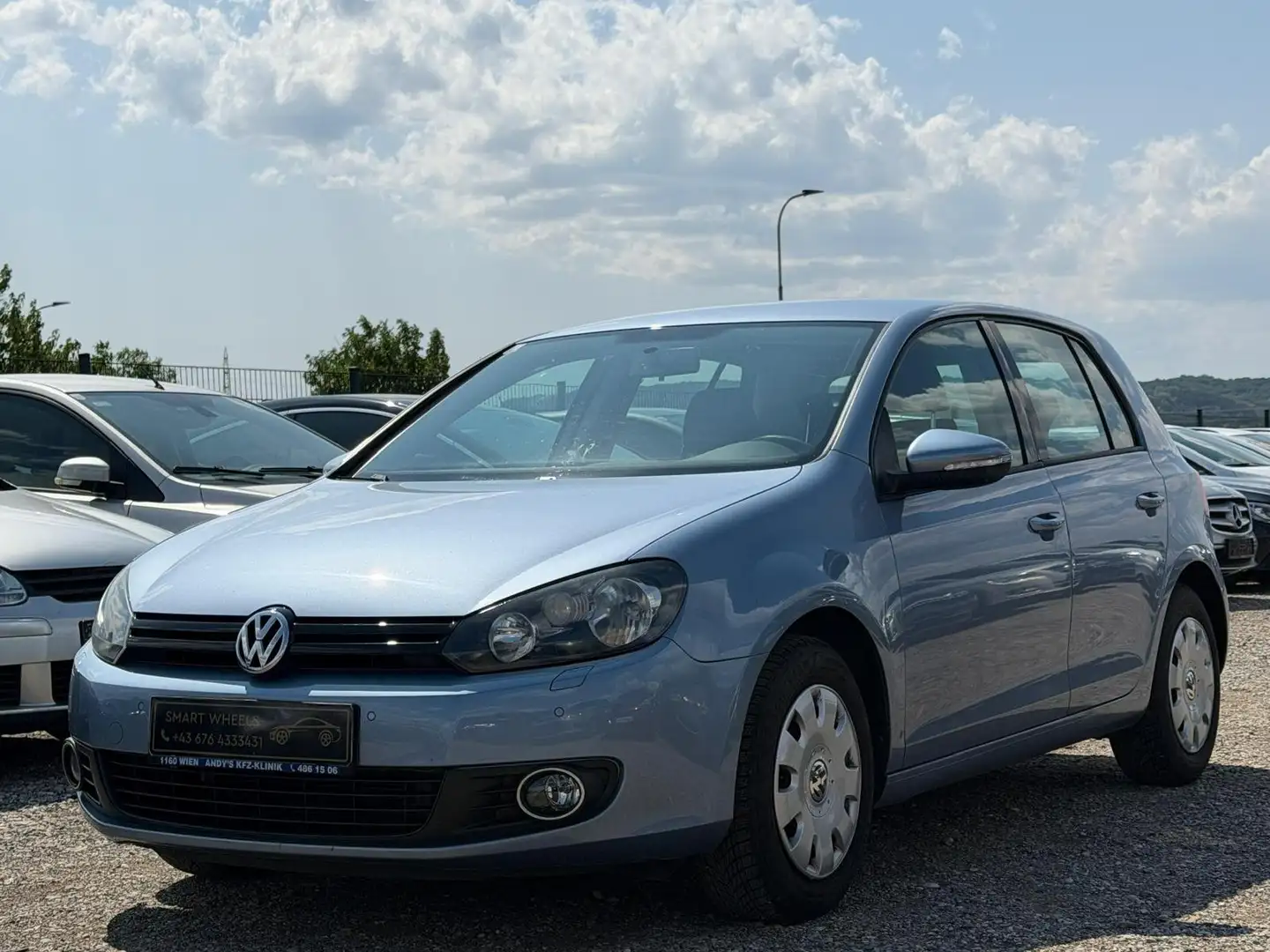 Volkswagen Golf Trendline Blau - 2