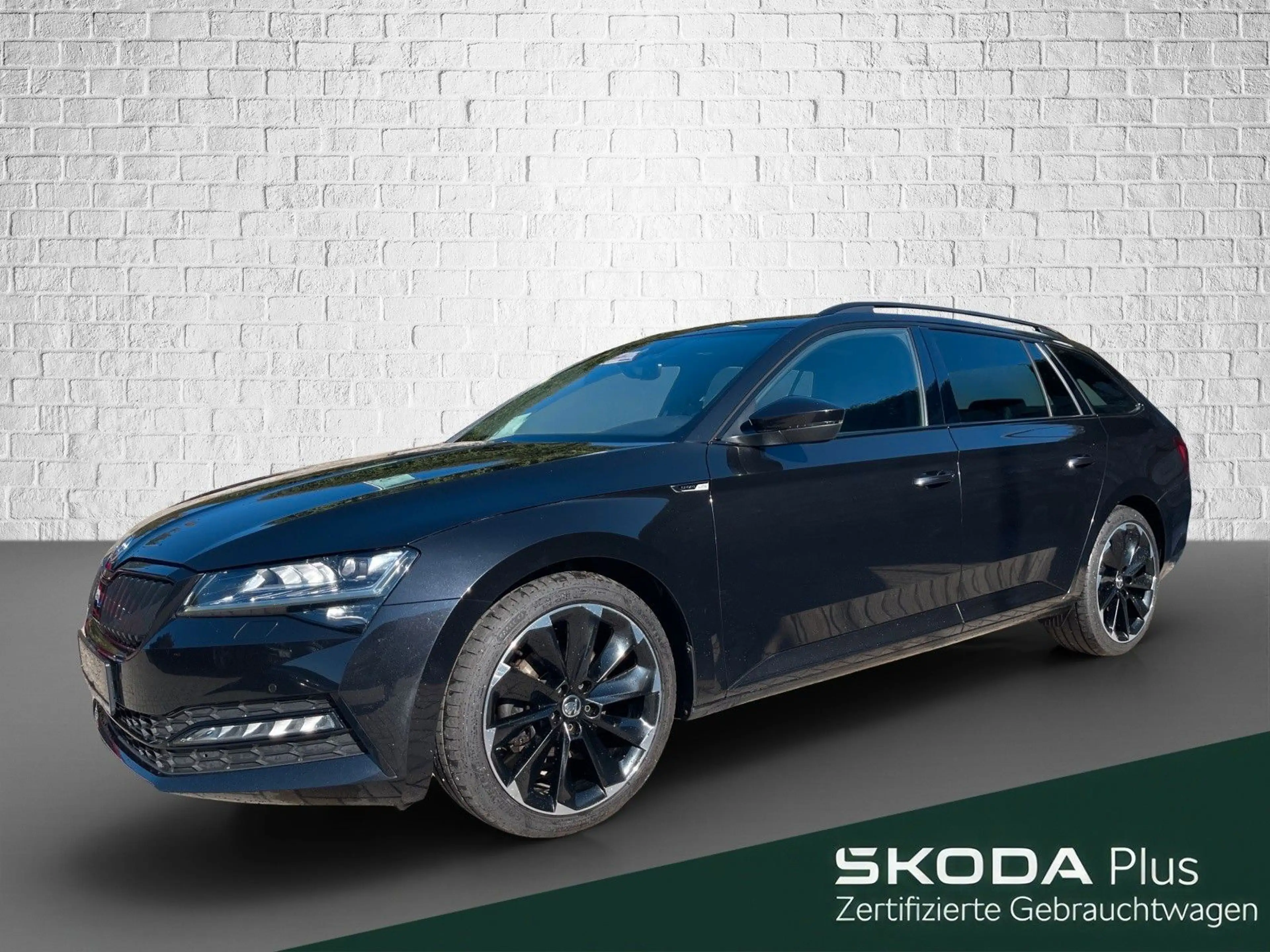 Skoda Superb Combi 2.0 TDI DSG - Sportline ACC DCC AHK
