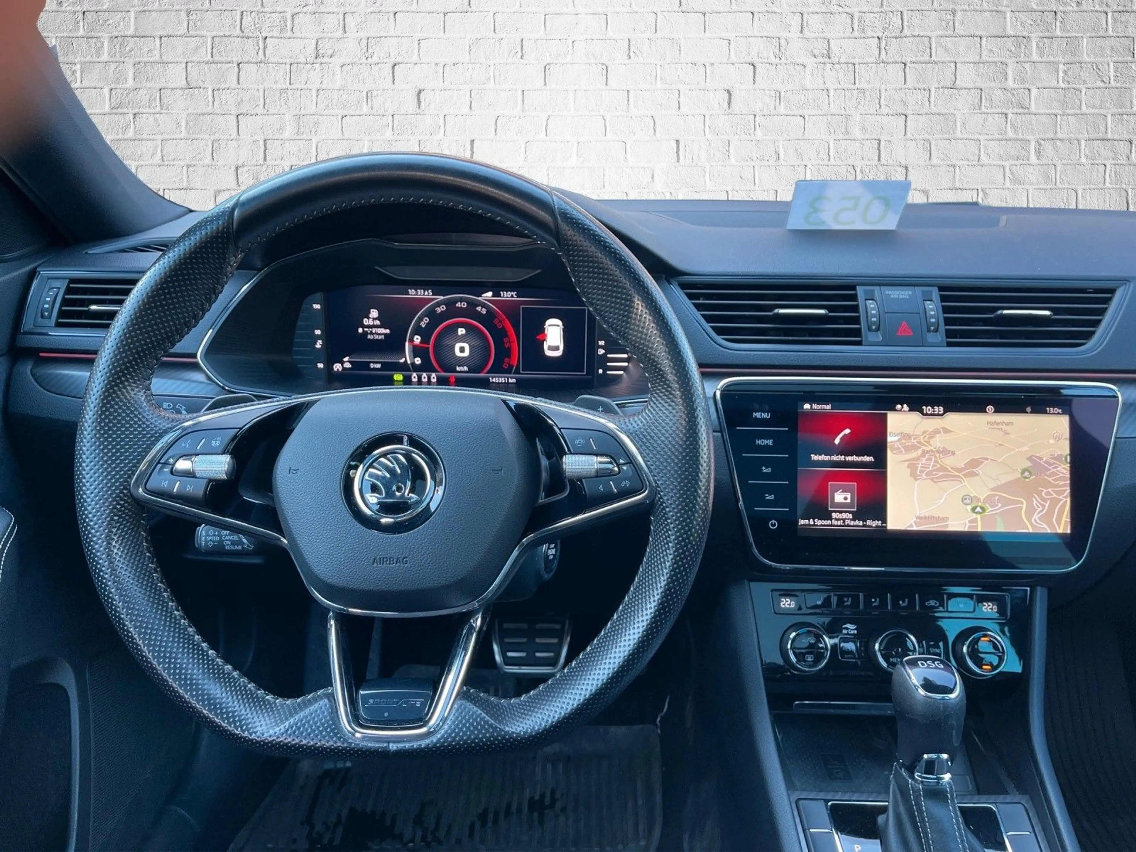 Skoda Superb Combi 2.0 TDI DSG - Sportline ACC DCC AHK — photo 14