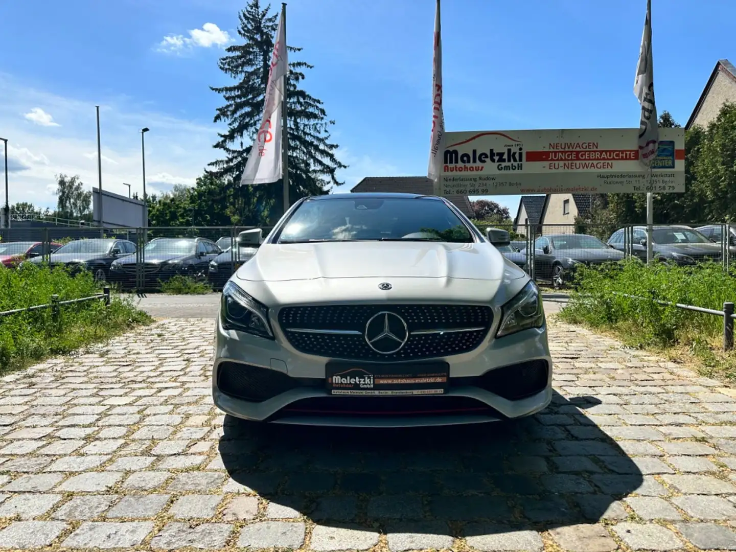 Mercedes-Benz CLA 250 4Matic Sport*Panorama*Ambiente*HarmanK* Silber - 2