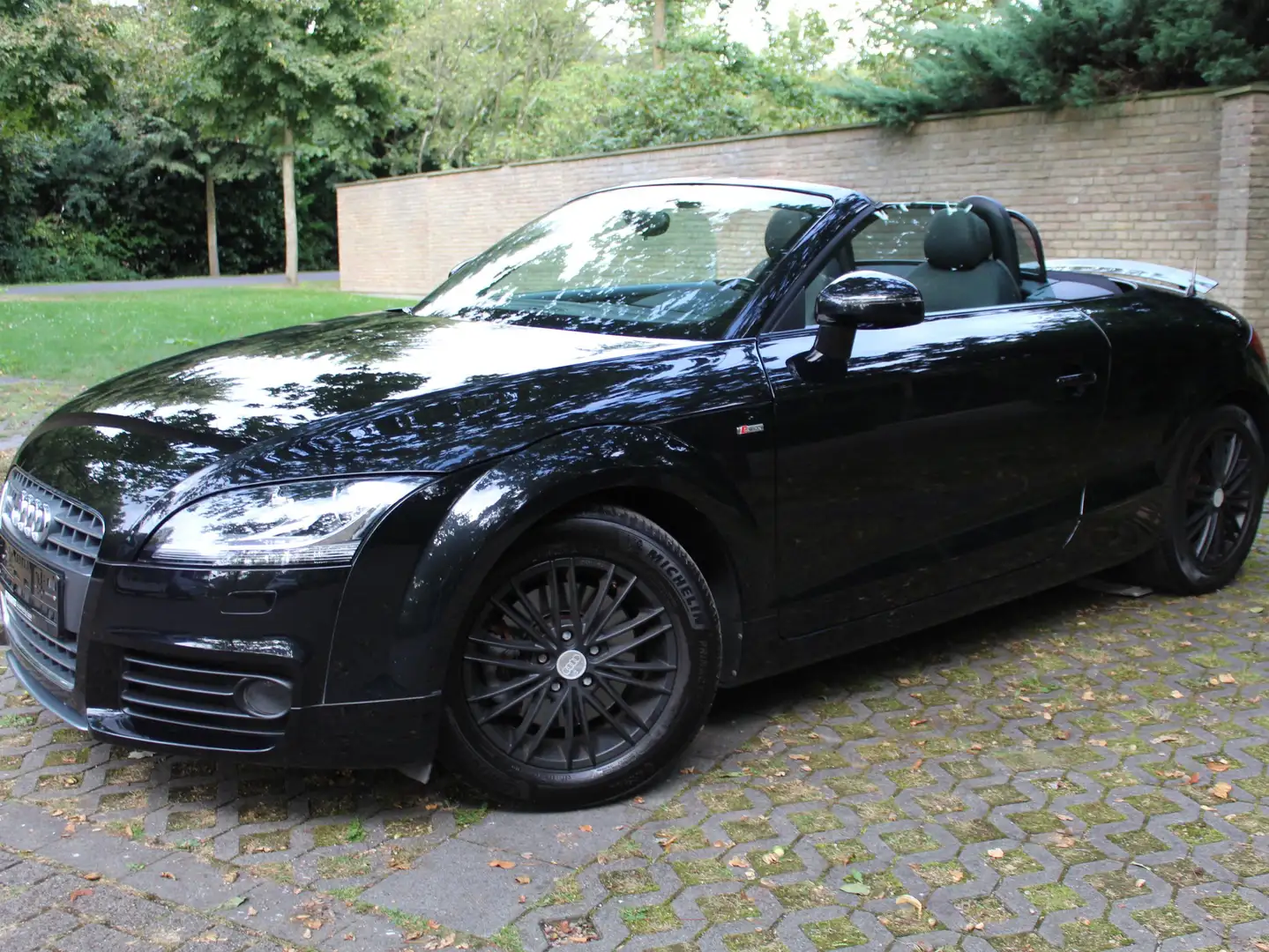 Audi TT Roadster 2.0 TFSI S tronic Noir - 1