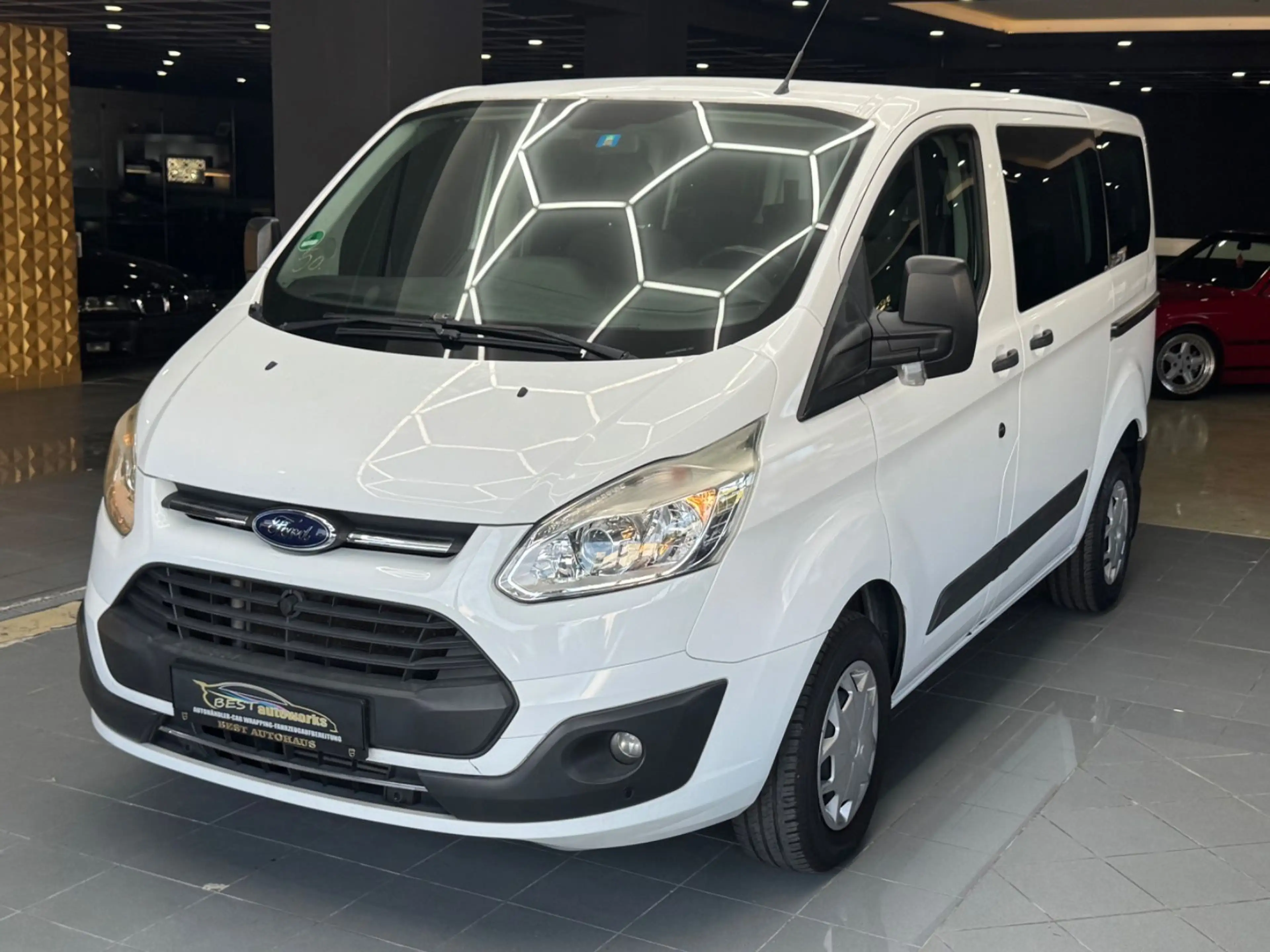 Ford Transit /Custom 310 L1*Kamera*Klima*8 Sitze*Ahk* — photo 2