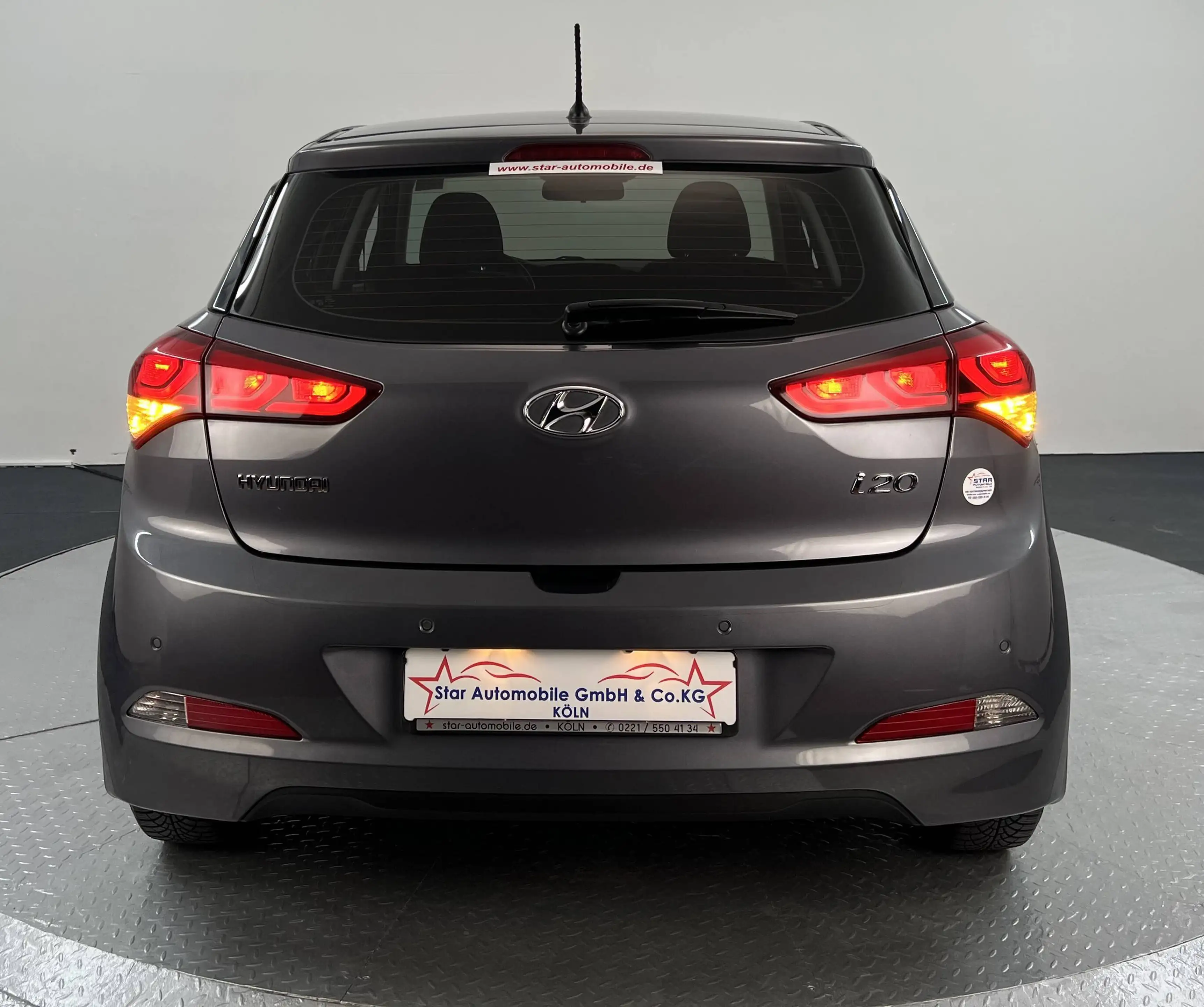 Hyundai i20 i20 Trend 1,4 MPI 74 KW 101 PS | Sitzheizung | Lenkradheizung | PDC | Tempomat | Spurhalteassistent Euro 6 — photo 9