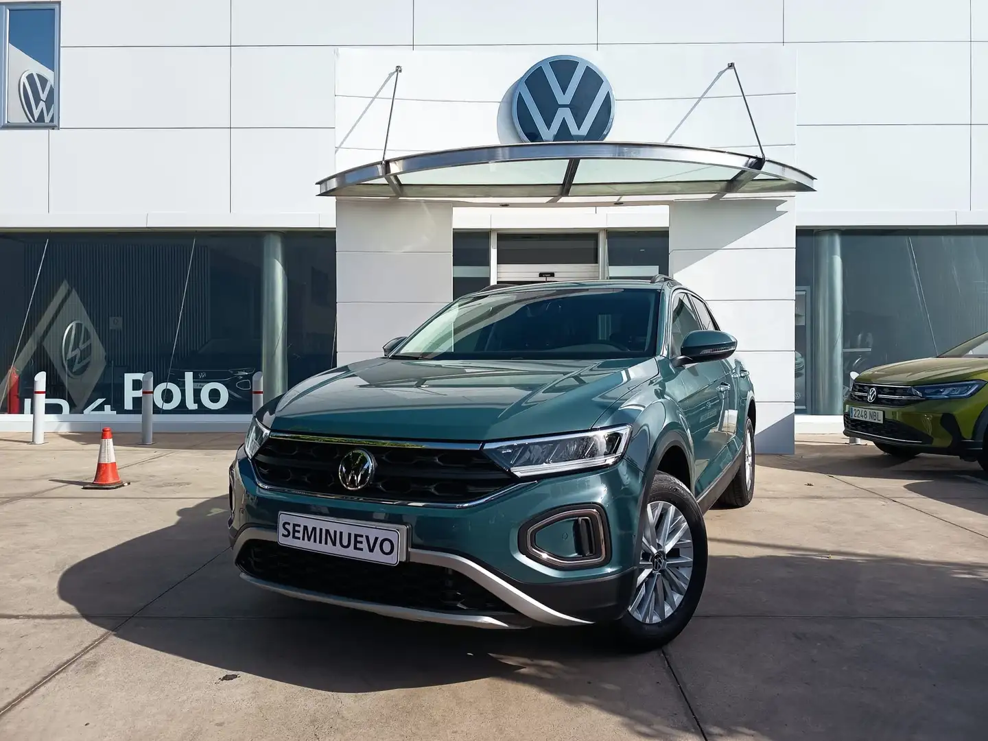 Volkswagen T-Roc 1.0 TSI 85kW Azul - 1